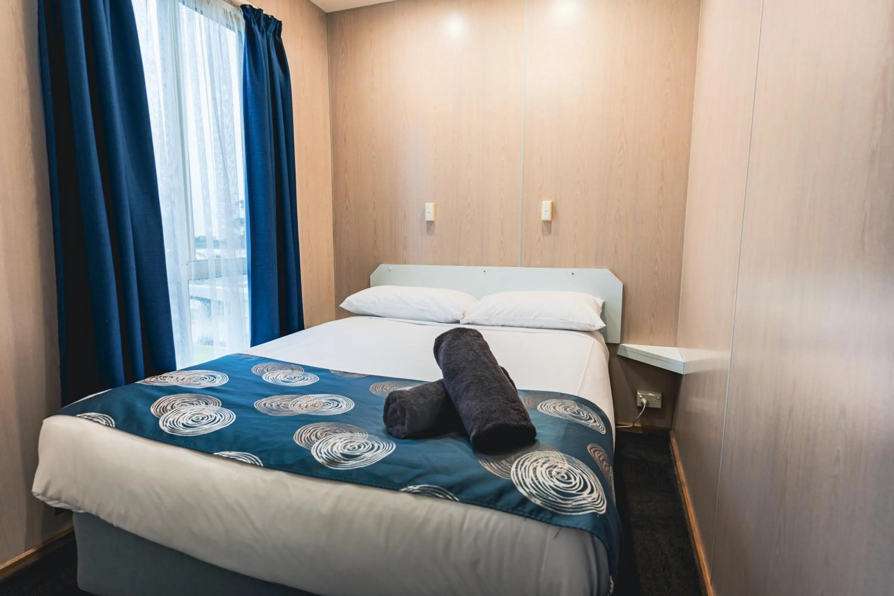 Bedroom, Bed in BIG4 Tassie Getaway Park Ulverstone