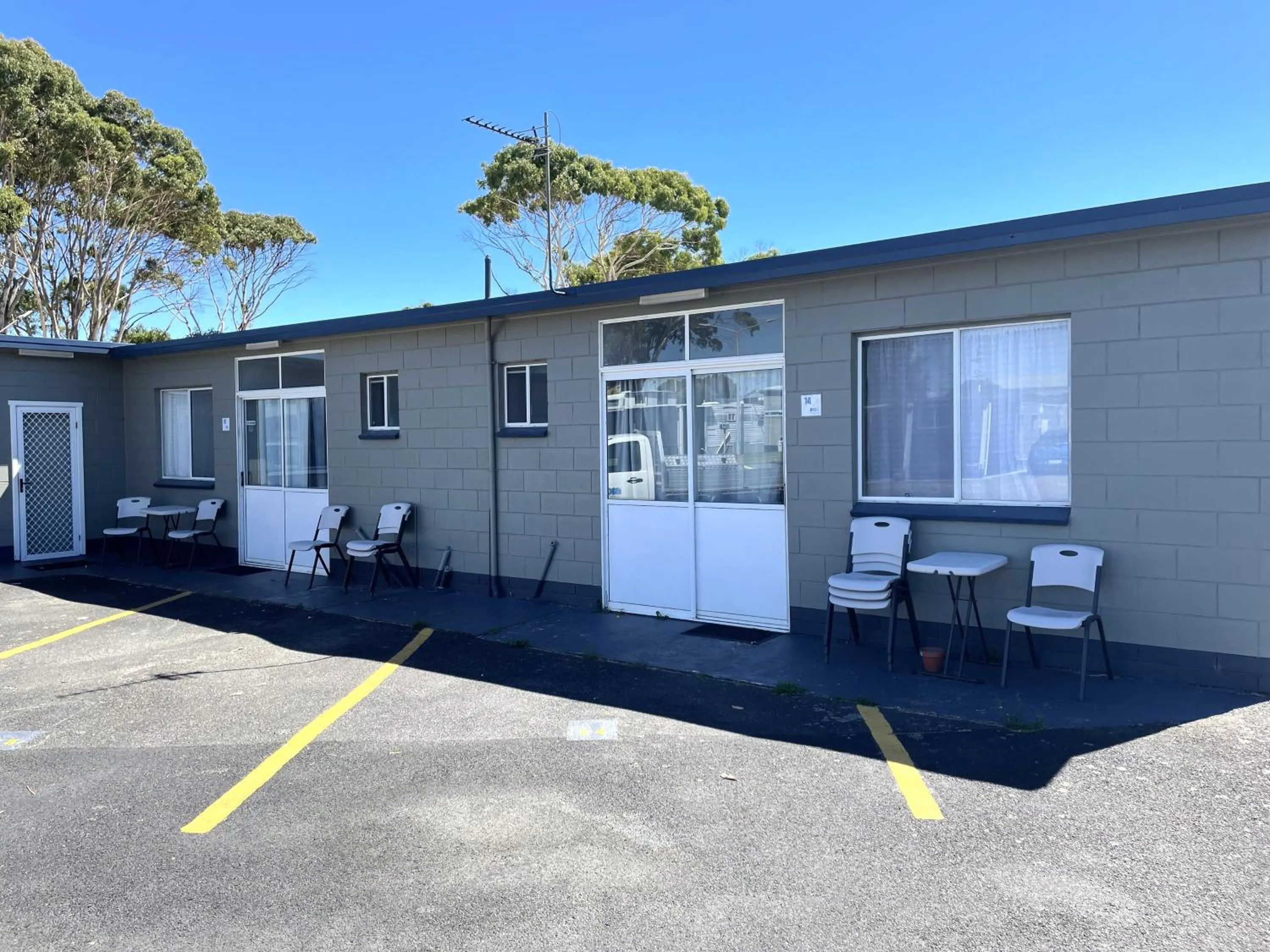 Patio in BIG4 Tassie Getaway Park Ulverstone