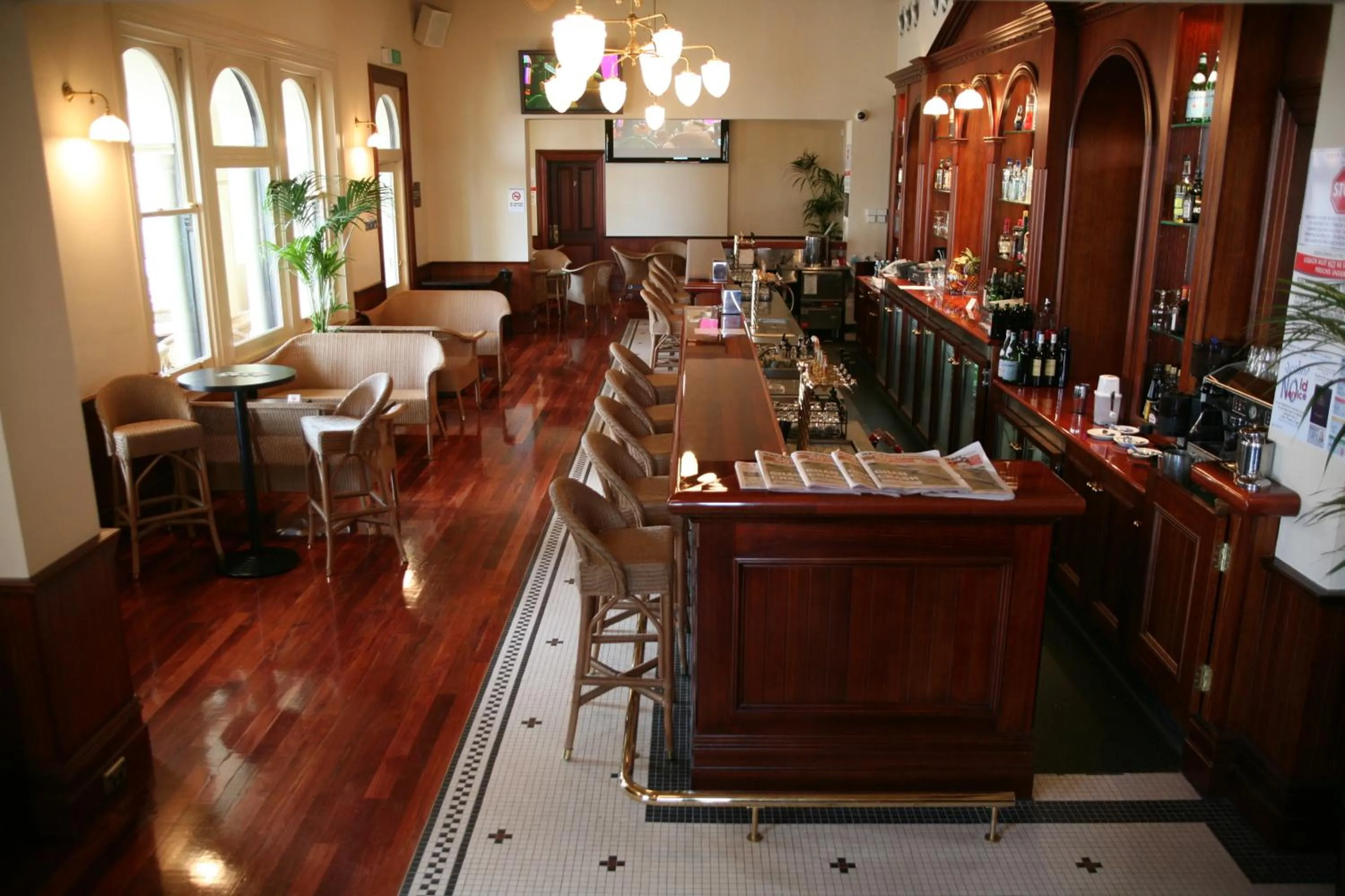 Lounge or bar in Largs Pier Hotel