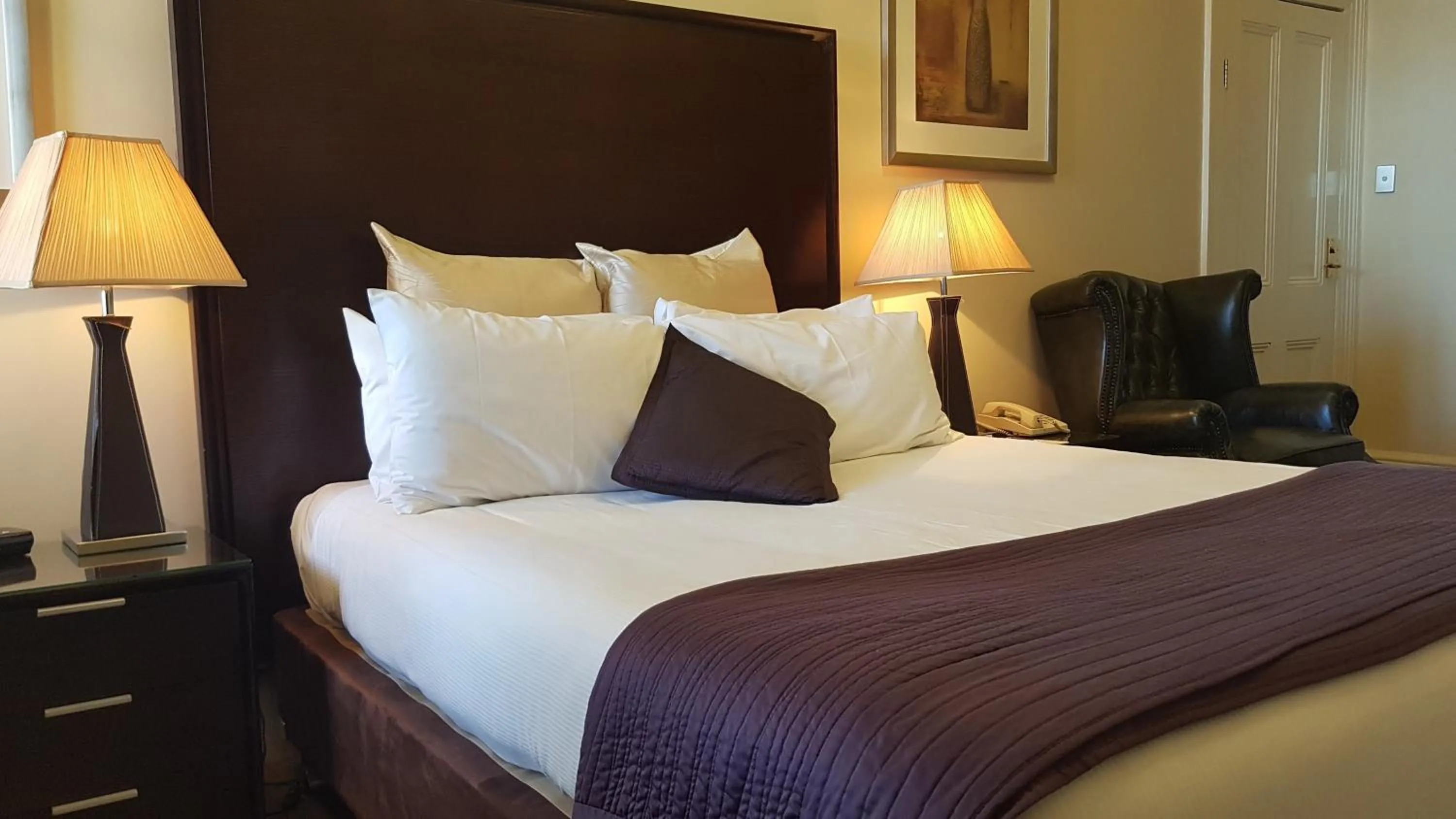 Bed in Largs Pier Hotel