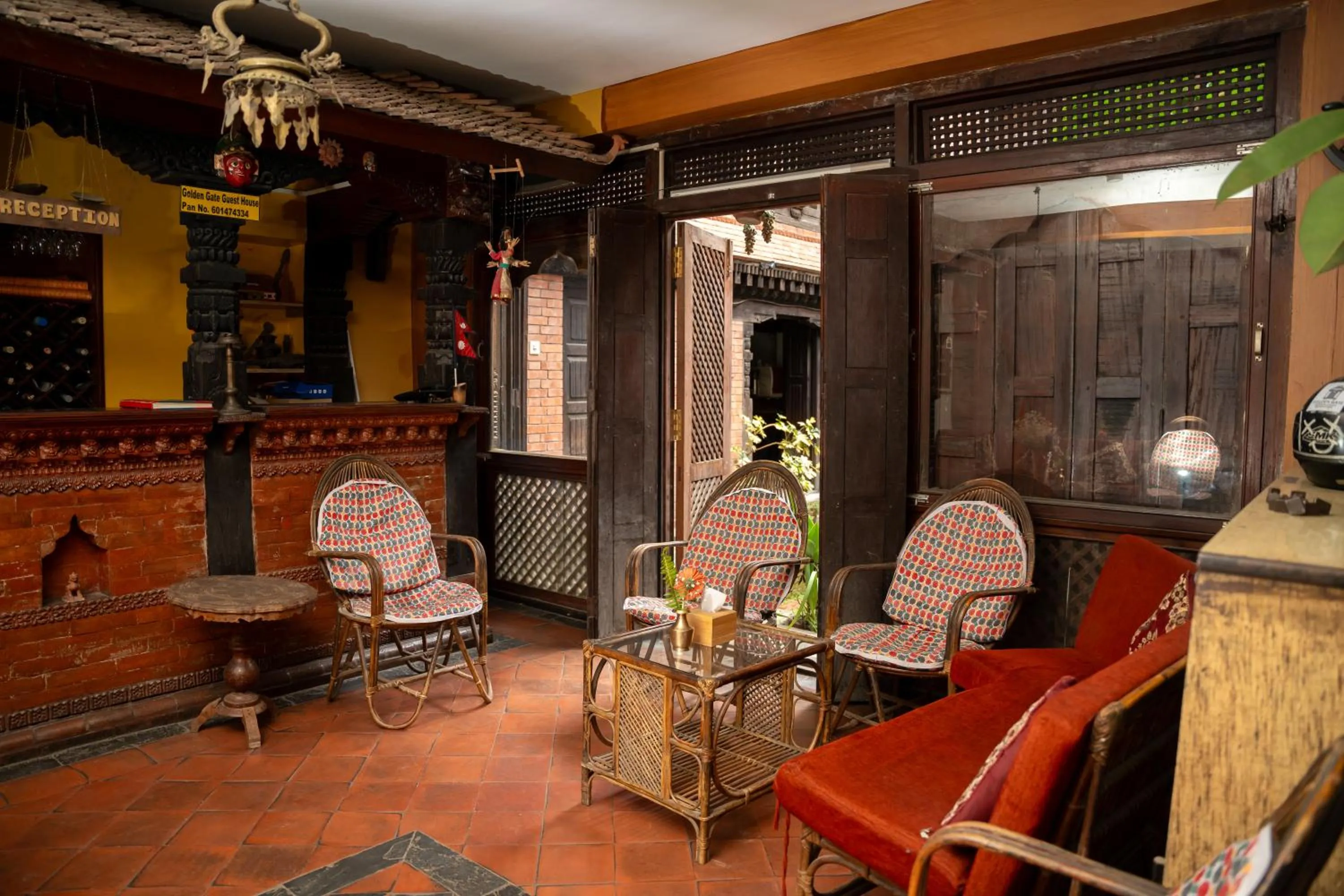 Property building in Golden Gate Guest House