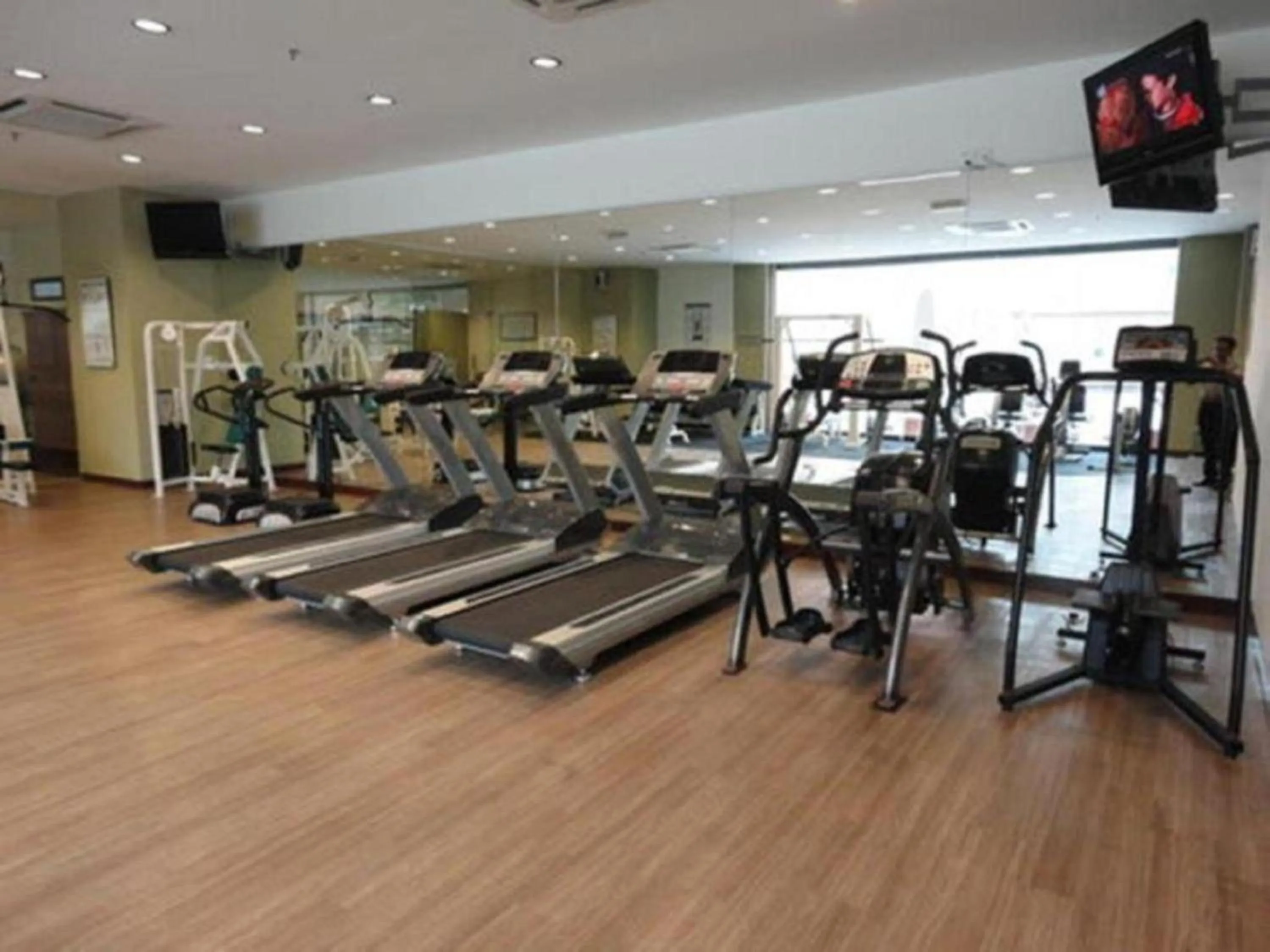 Fitness centre/facilities in Kl urban suite times Square