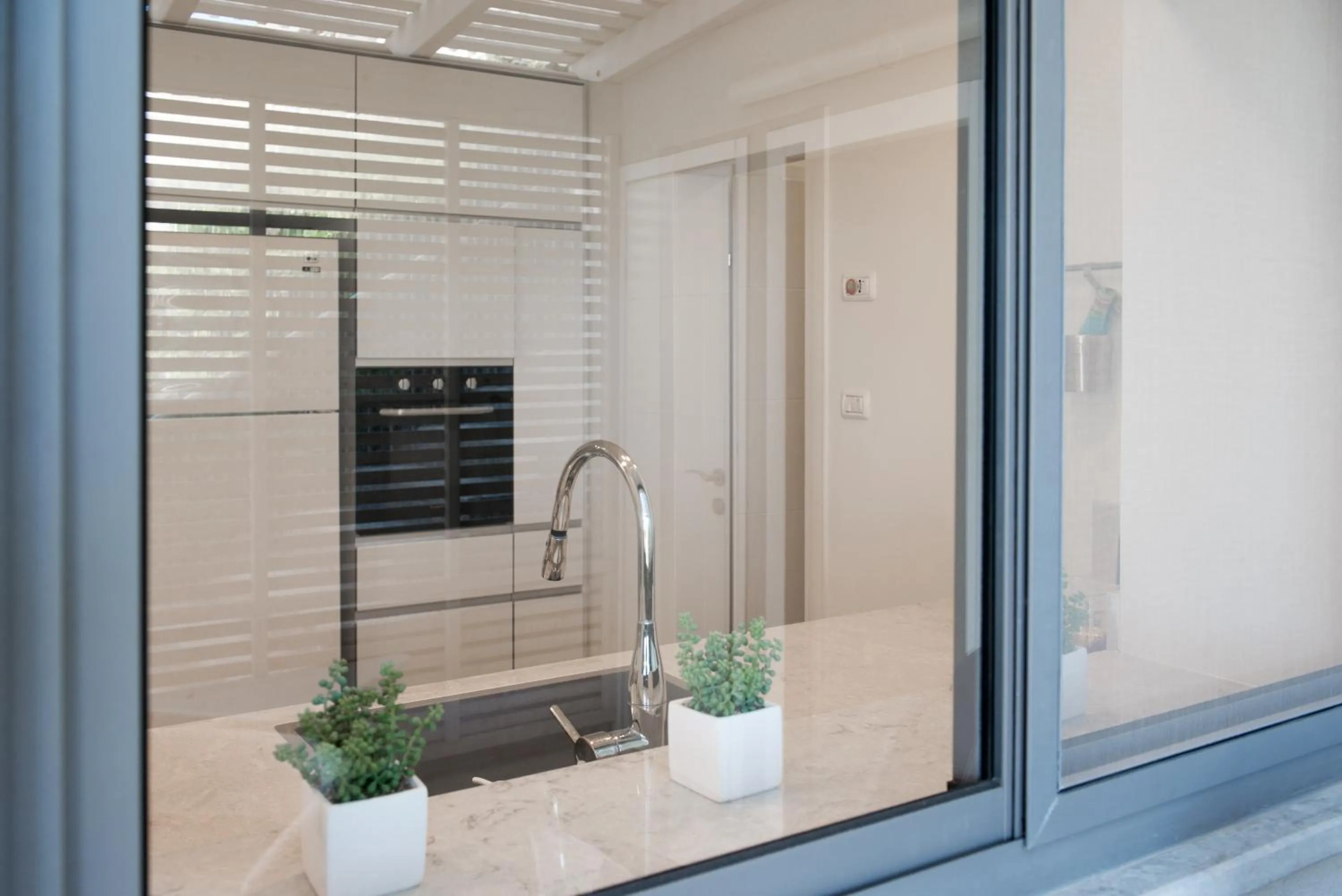 Wallenberg Oasis Apartments Haifa