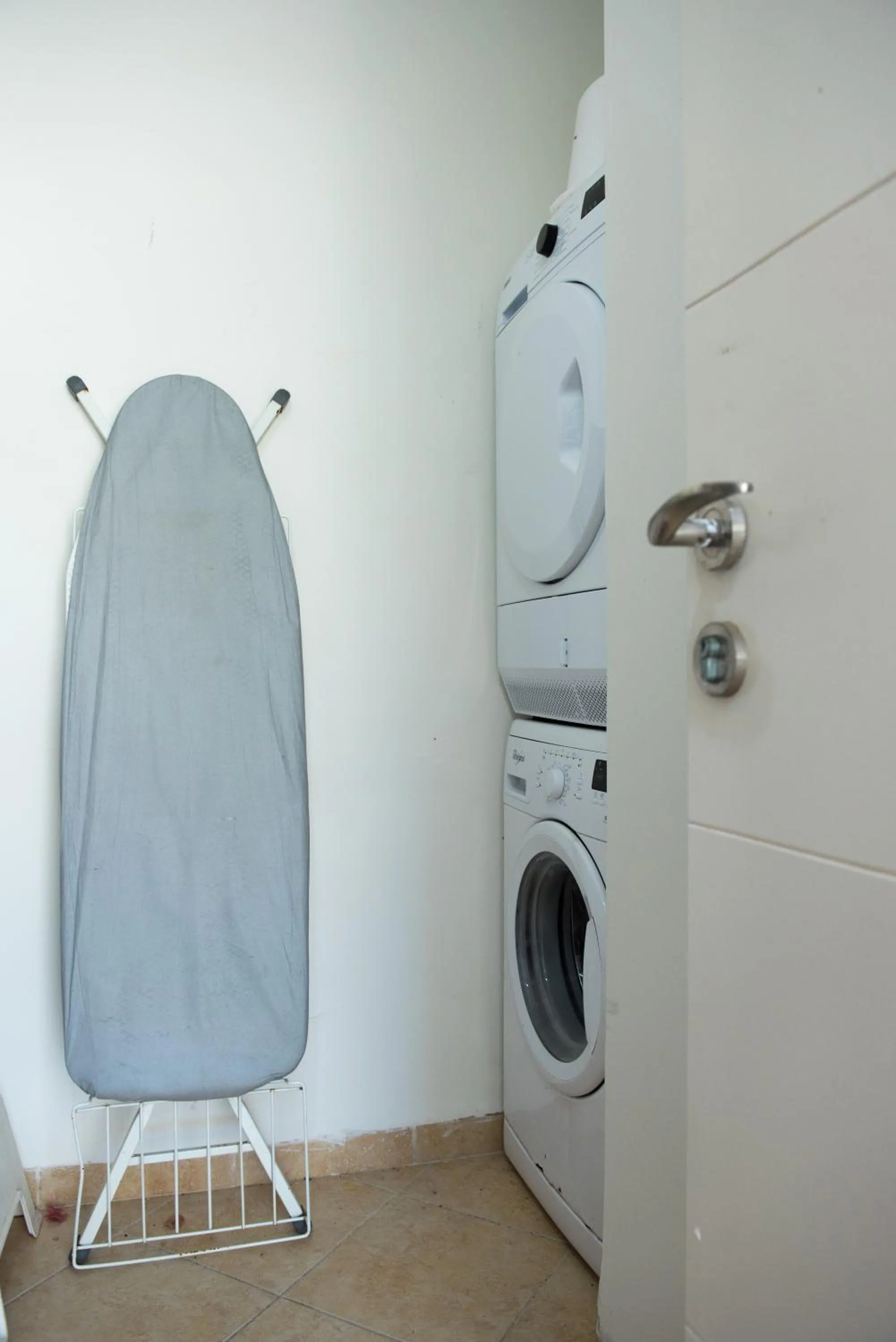 Wallenberg Oasis Apartments Haifa