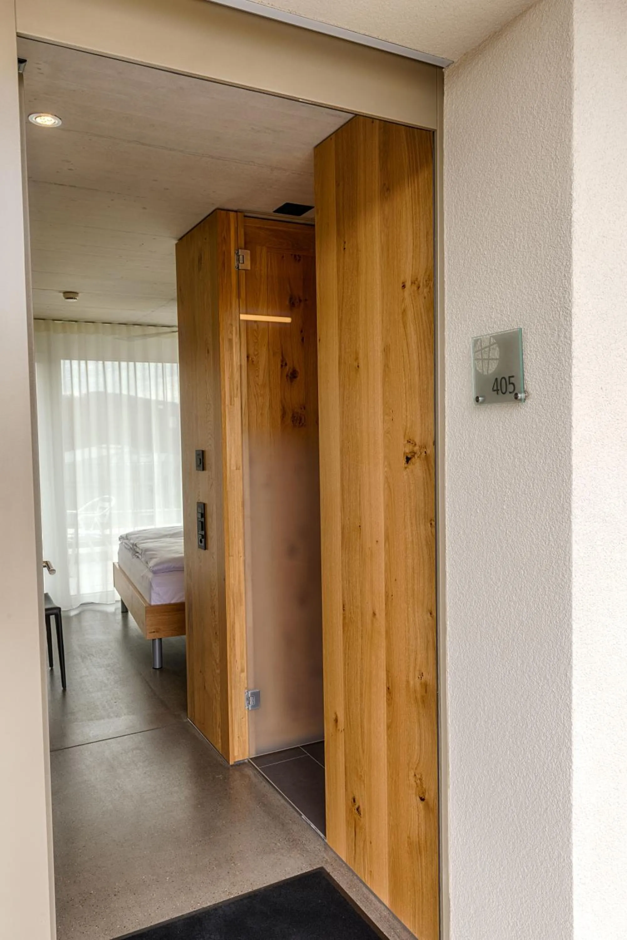 Photo of the whole room, Bed in Hotel Frauenfeld