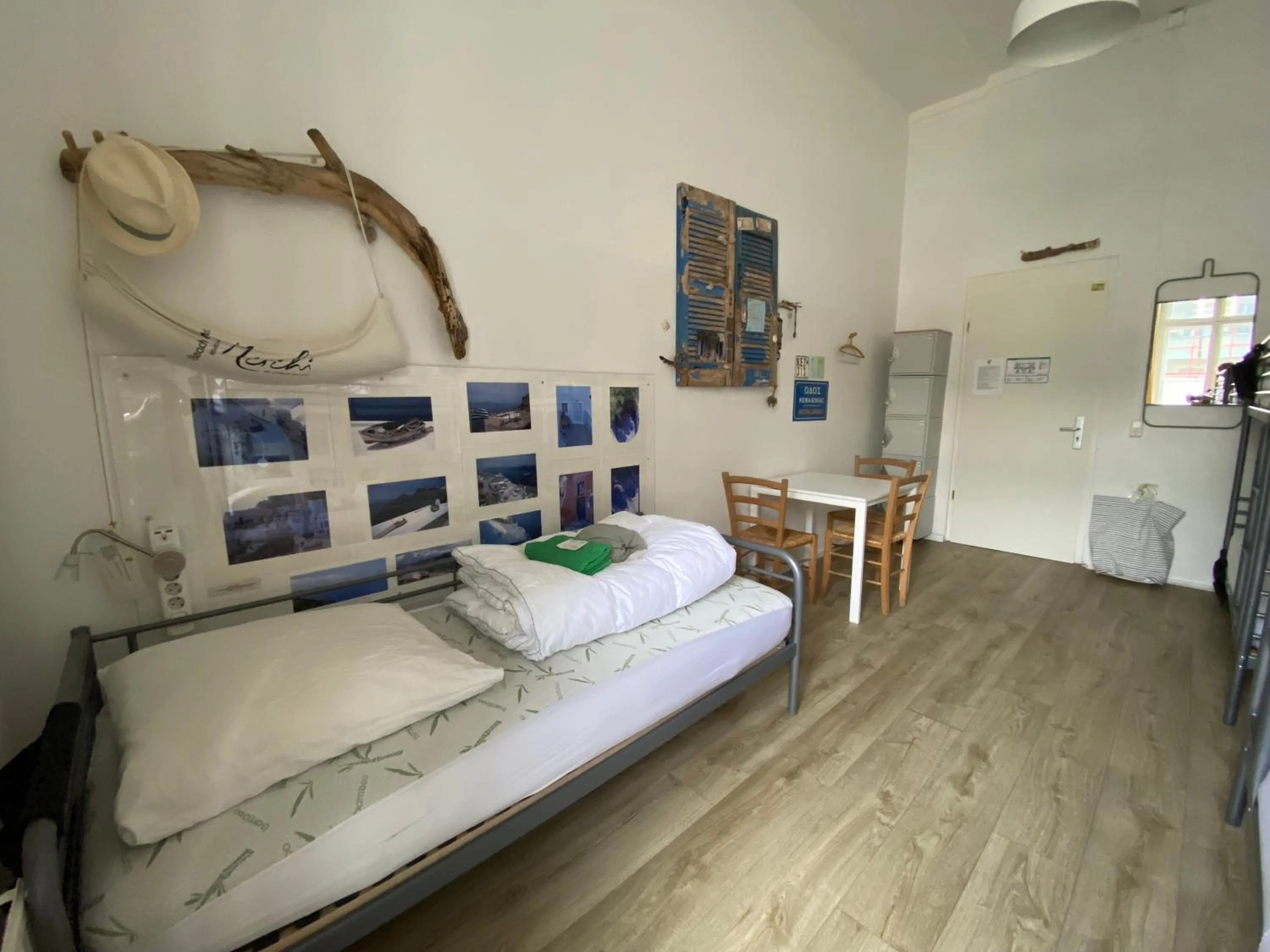 Photo of the whole room, Bed in Kiez Hostel Berlin