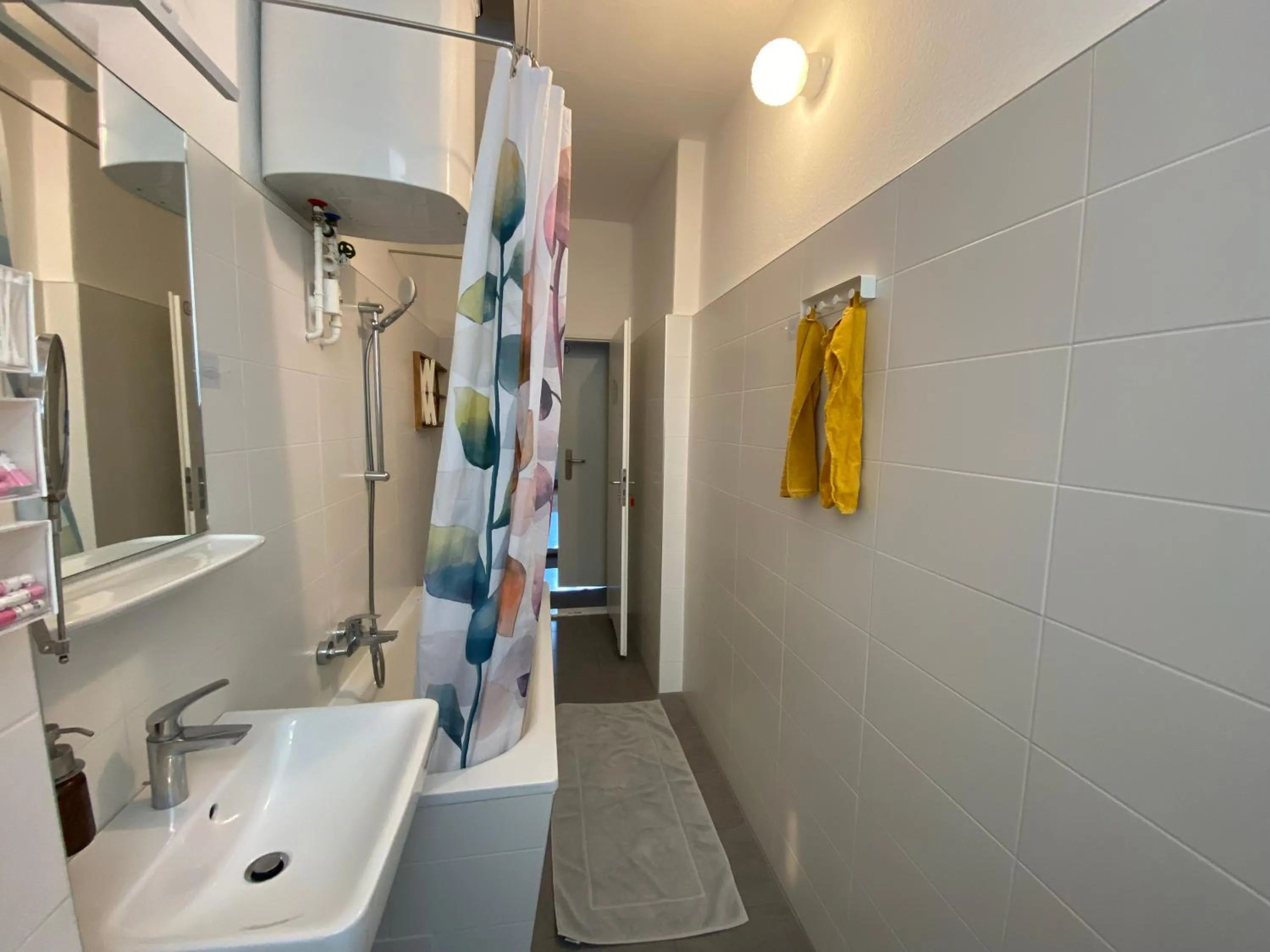 Bathroom in Kiez Hostel Berlin