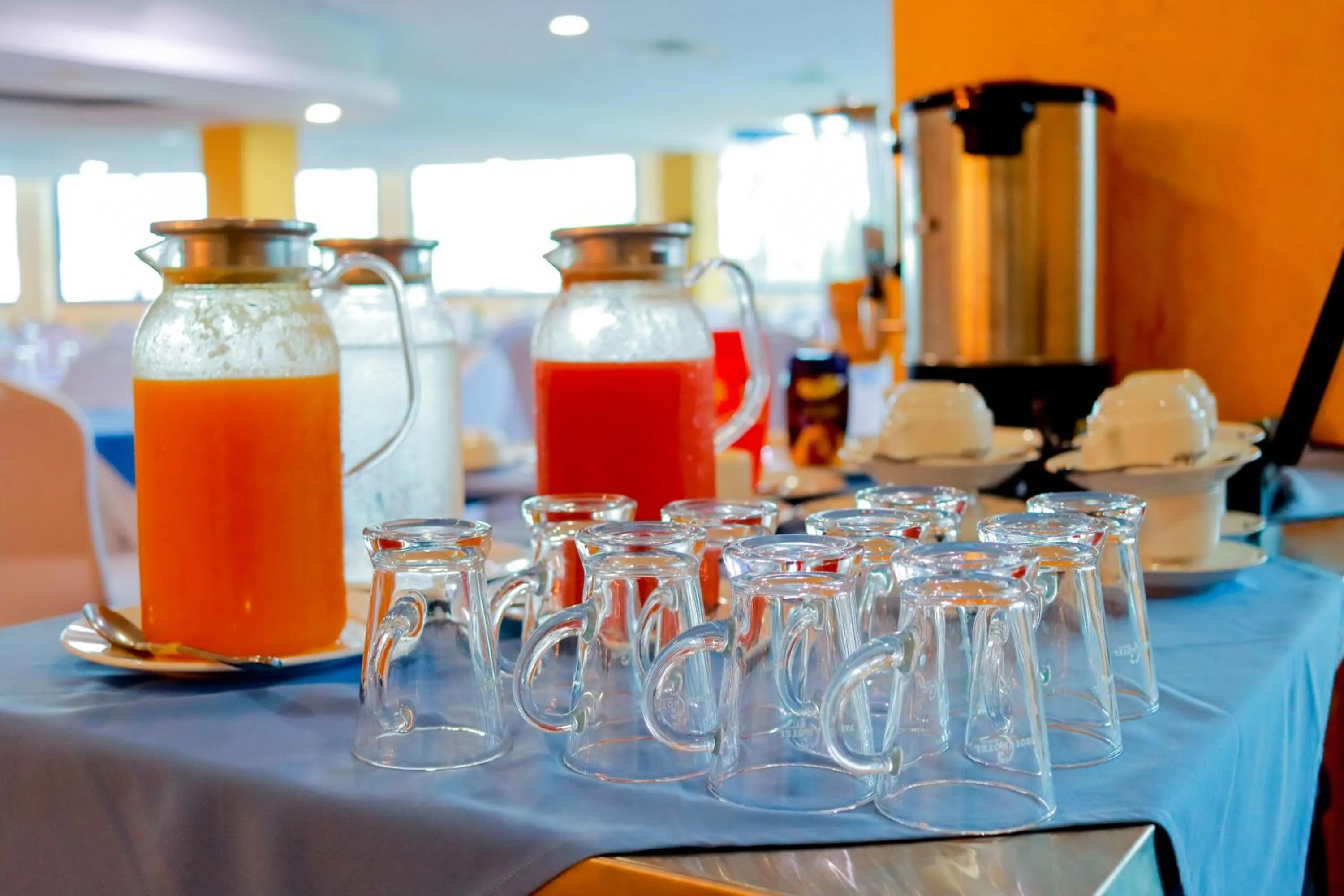 Restaurant/places to eat in Parrot Hotel Arusha