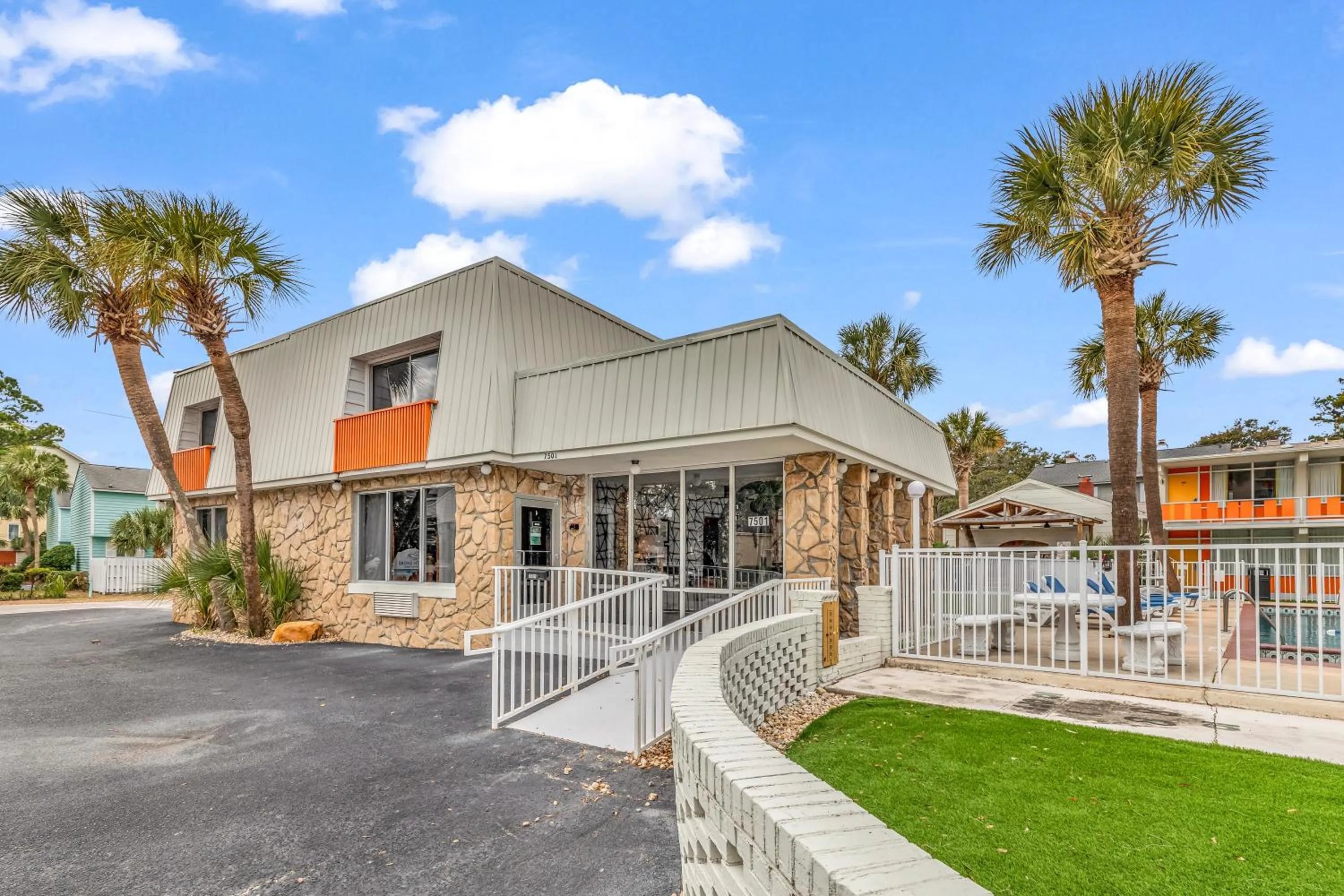 Property building in Holiday Shores Myrtle Beach