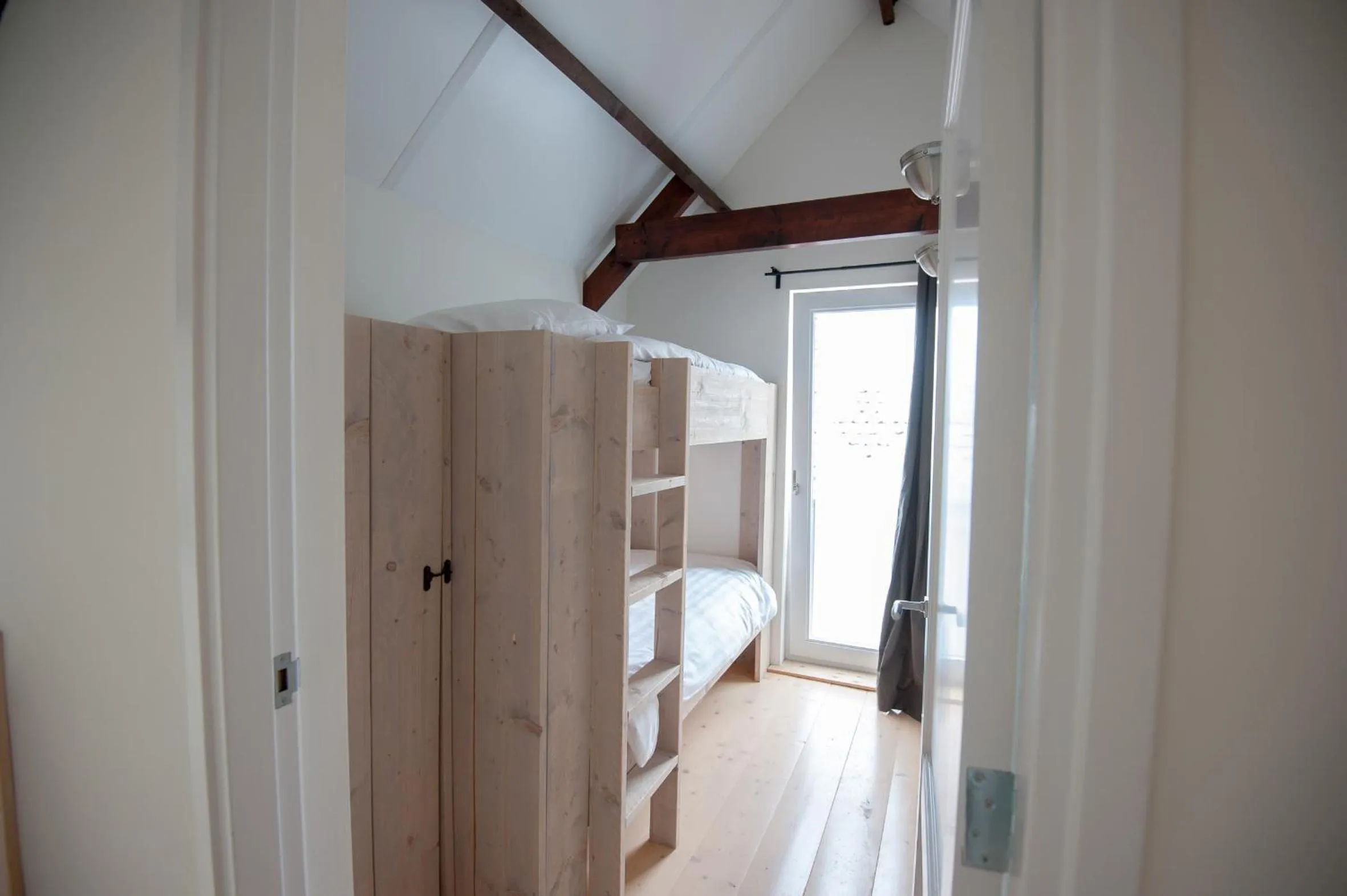 Bed in Boutique B&B Villa Heidetuin