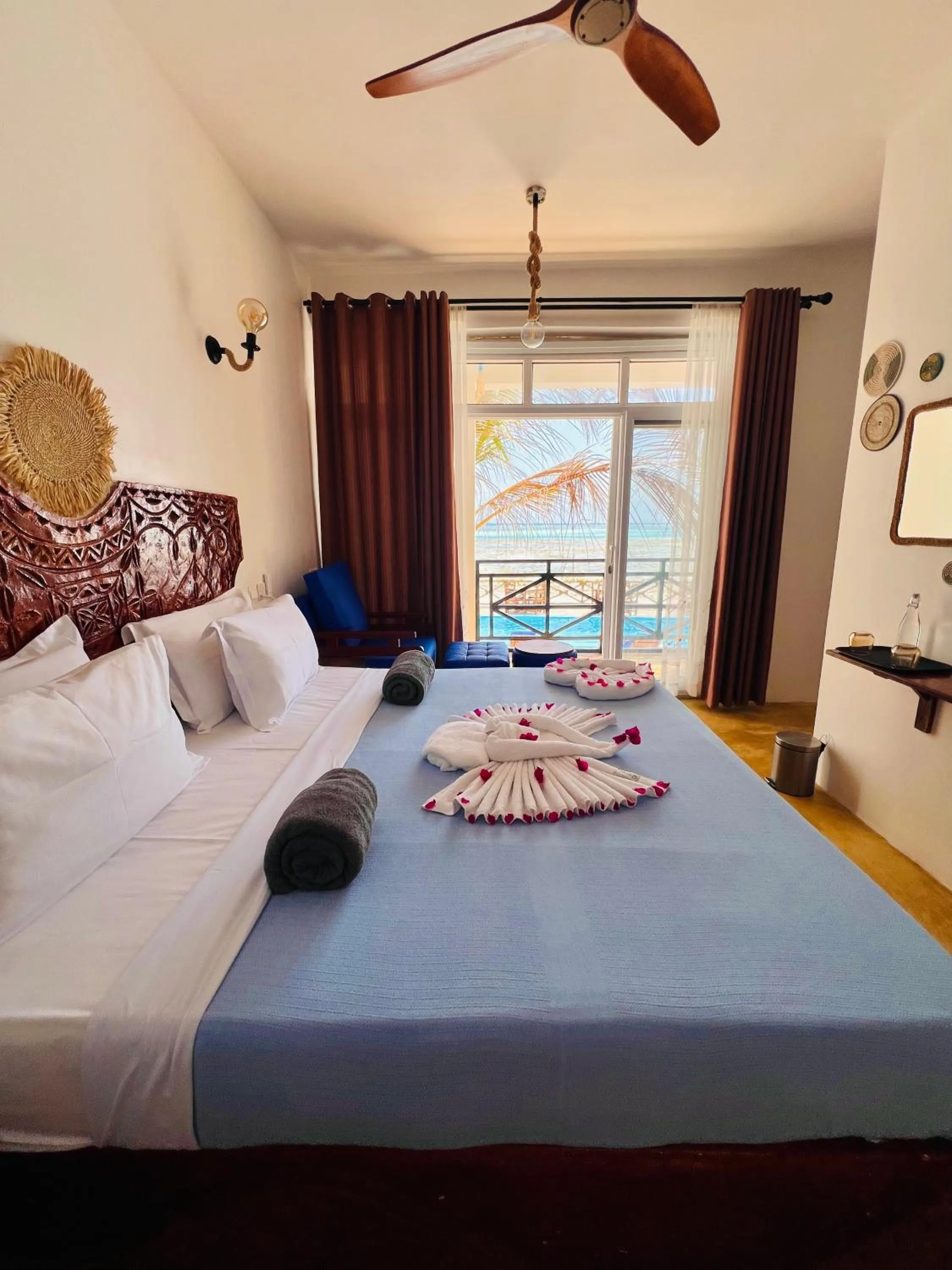 Bed in Mia Boutique Hotel