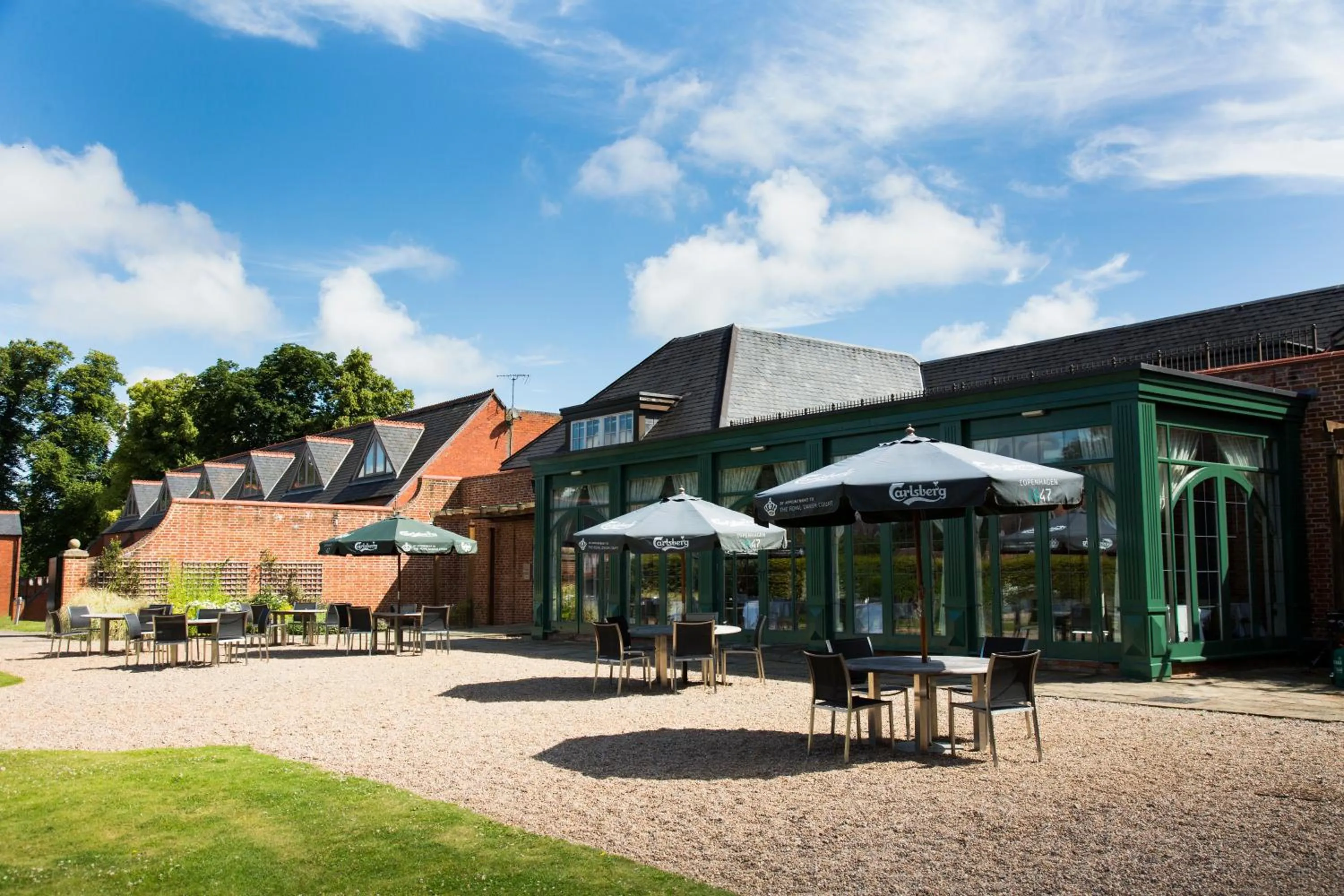 Restaurant/places to eat in Walton Hall Hotel & Spa by Sunday