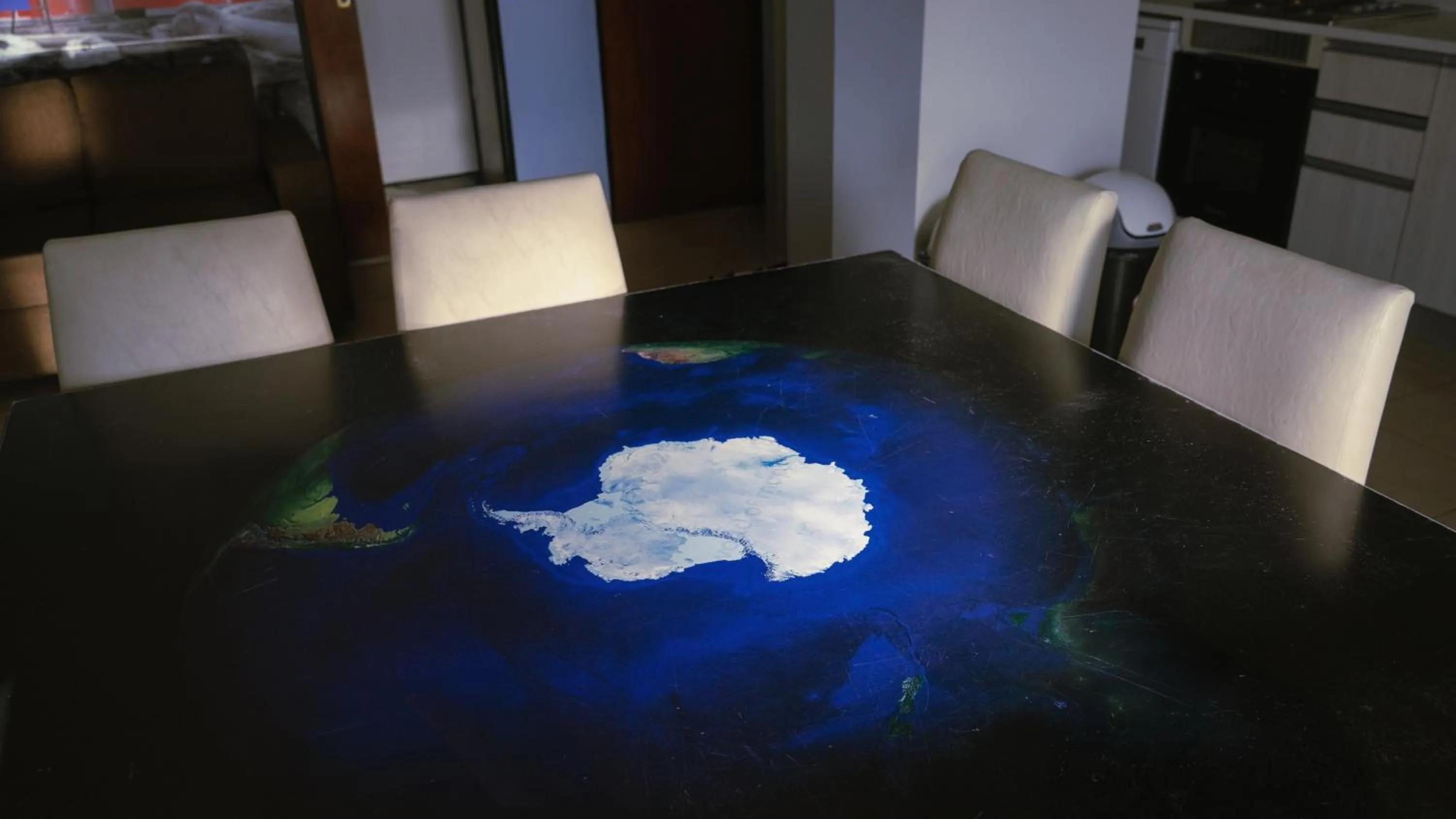 Dining area in PORTAL ANTARTlCO