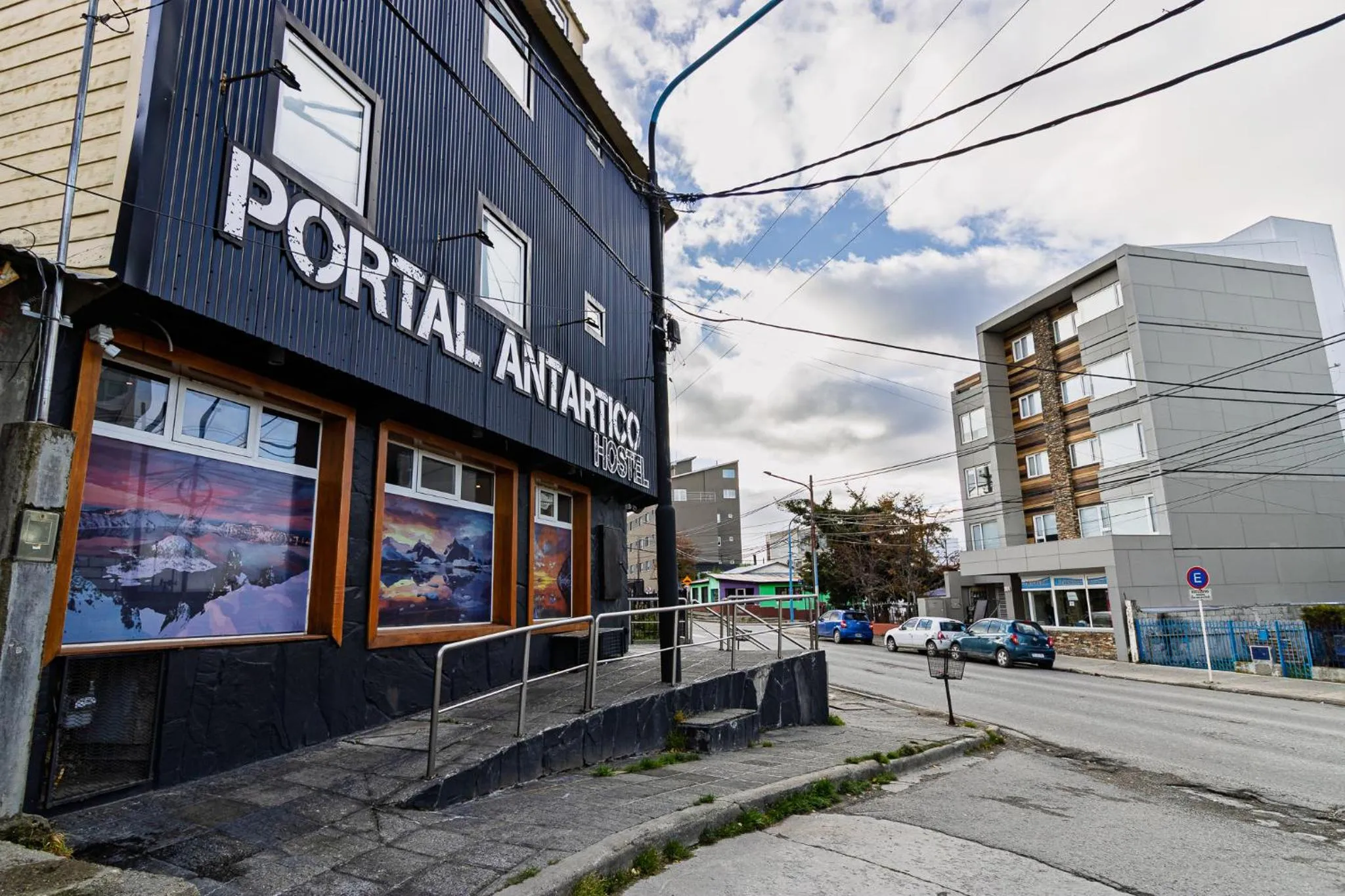 Property building in PORTAL ANTARTlCO