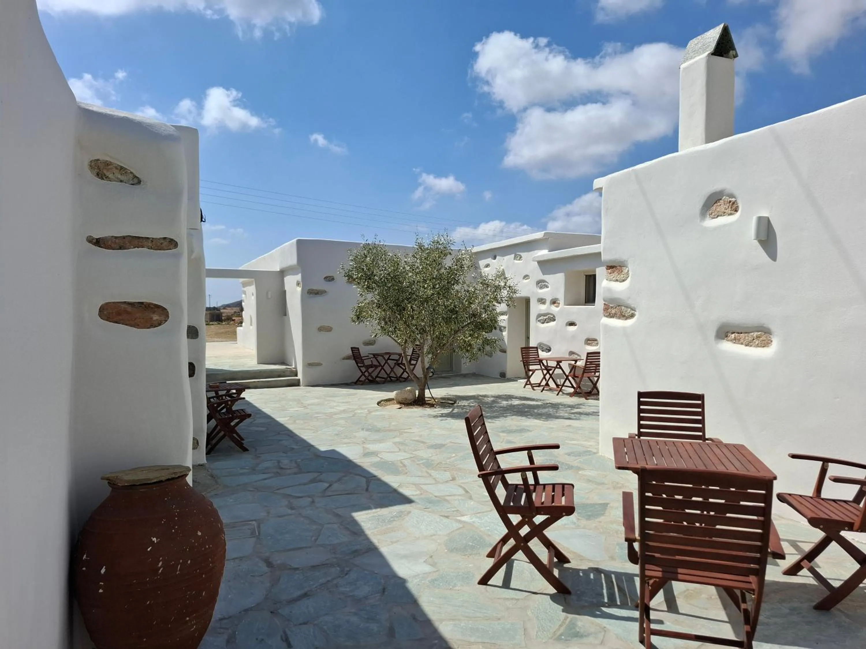 Tsigouri Suites