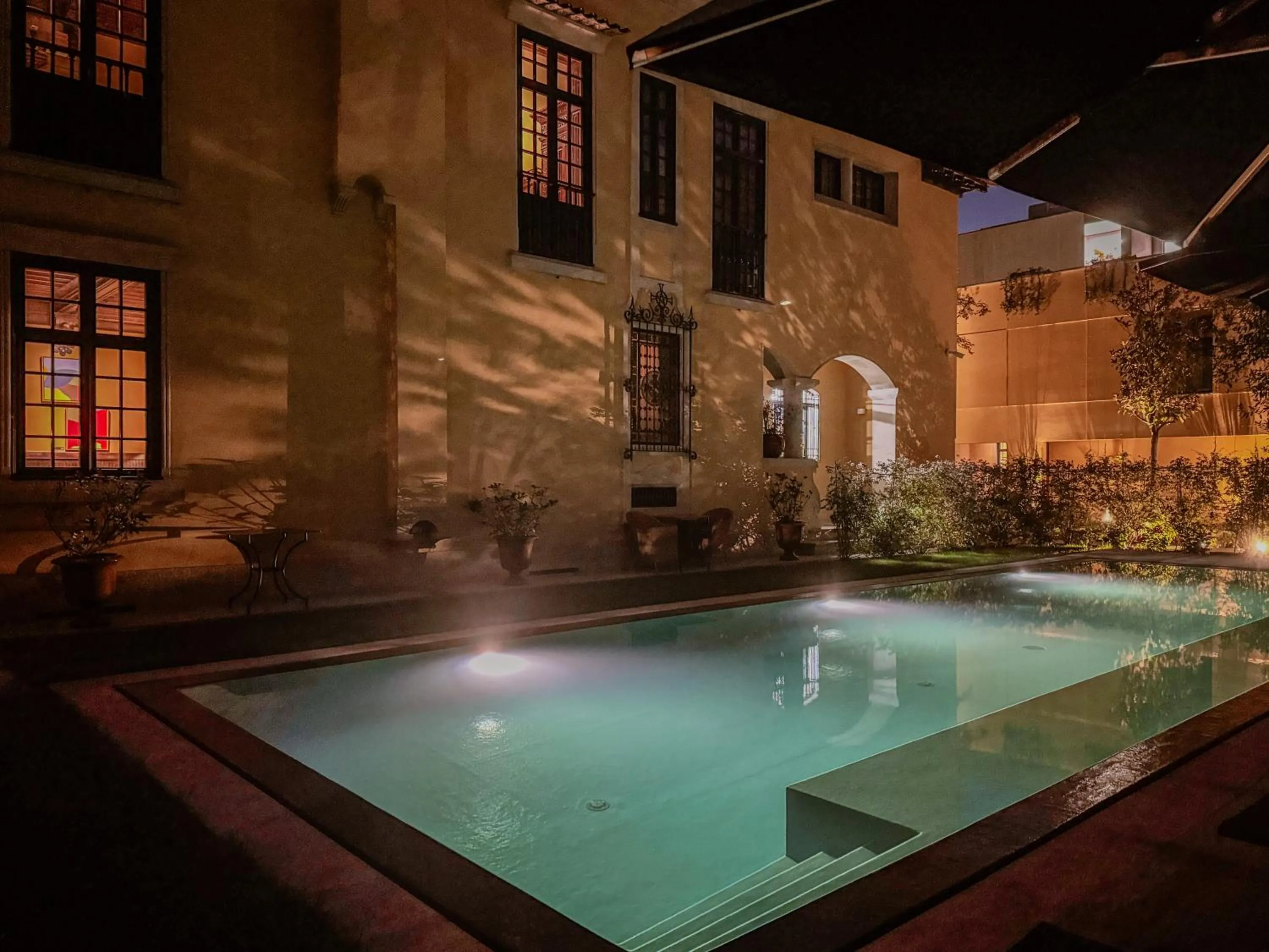 Night in Palacete Severo