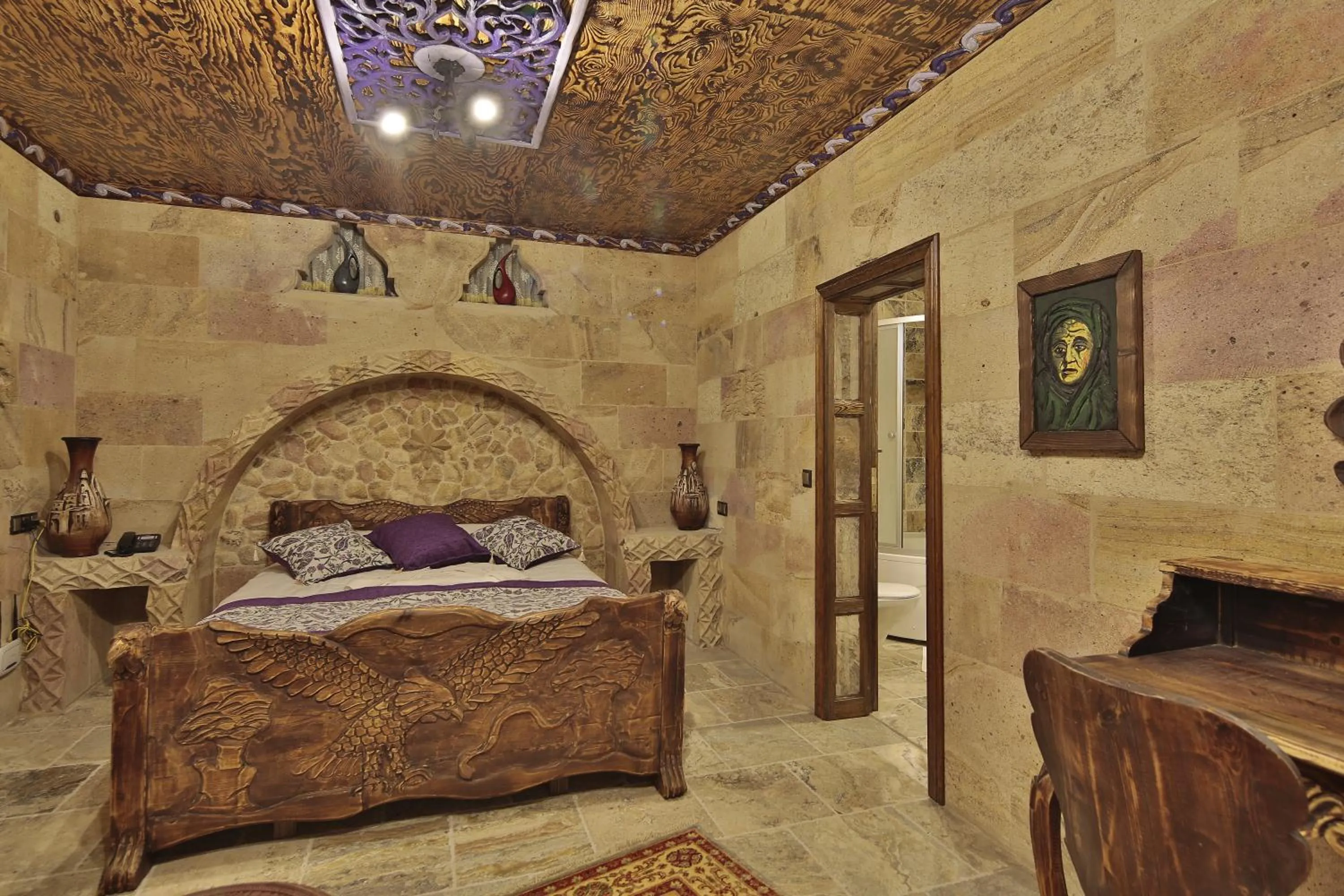 Bathroom, Bed in Old Town Stone House