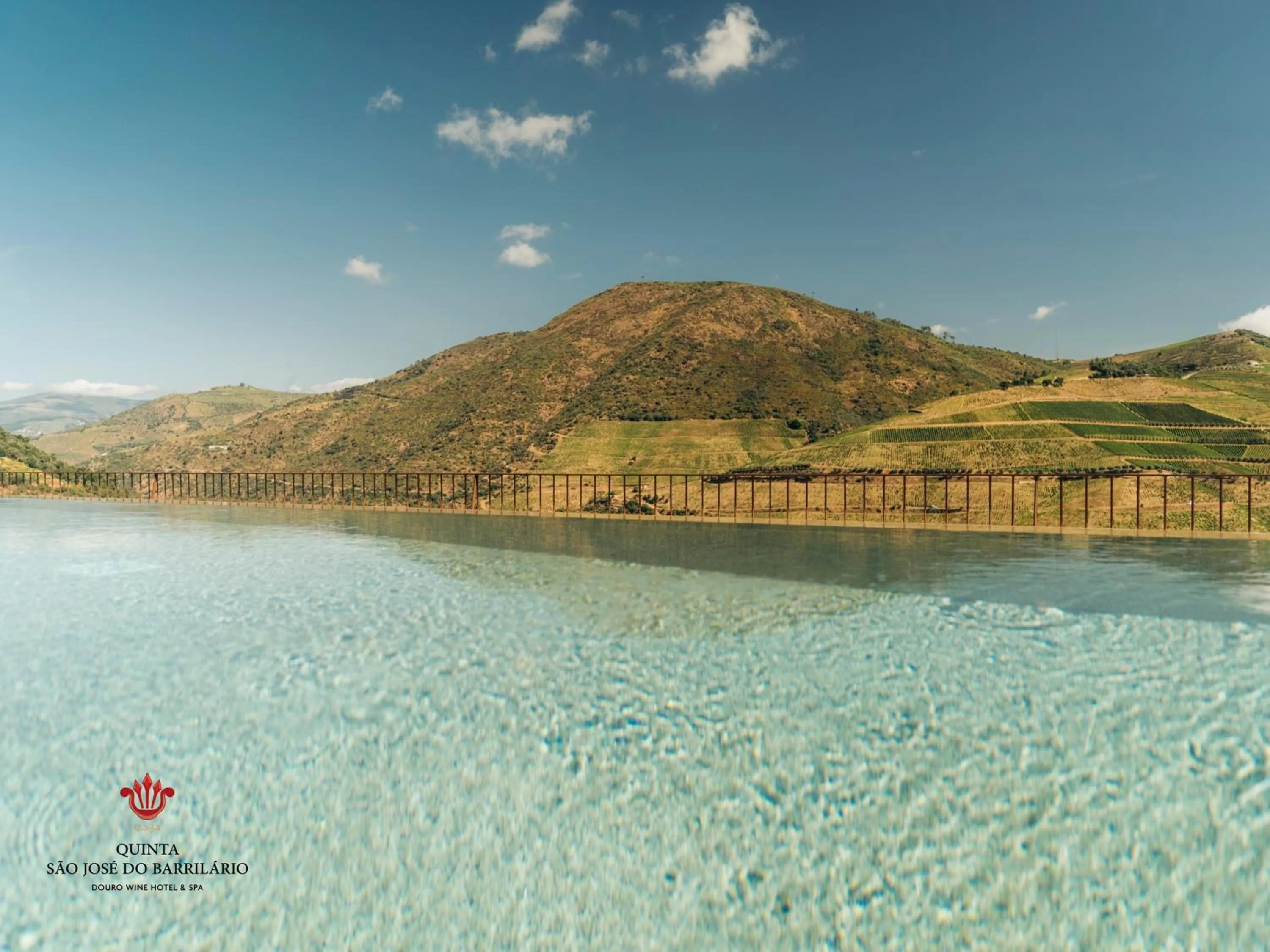 Pool view in Barrilario Douro Wine Hotel e Spa - Quinta São Jose do Barrilario