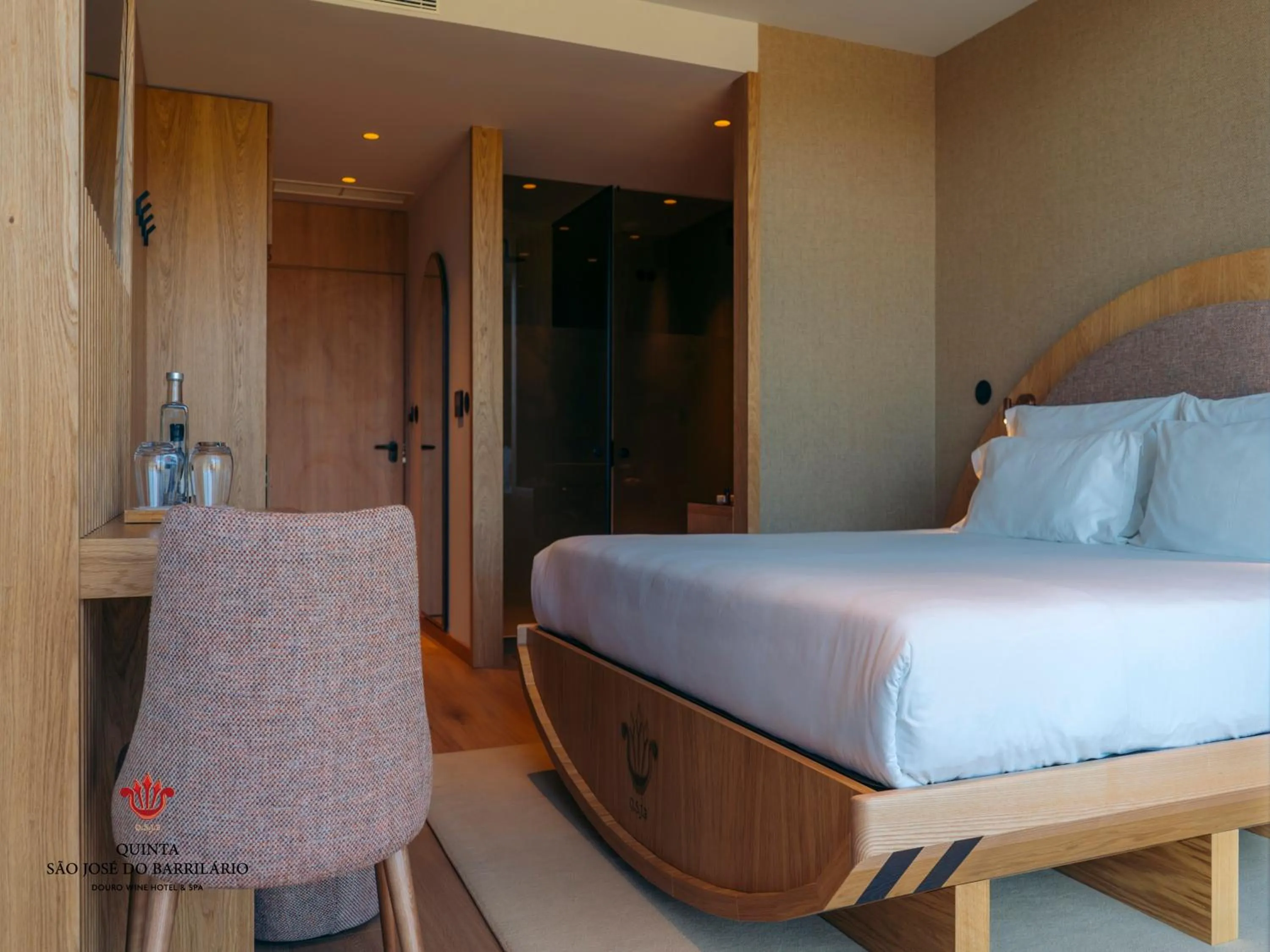 Bed in Barrilario Douro Wine Hotel e Spa - Quinta São Jose do Barrilario