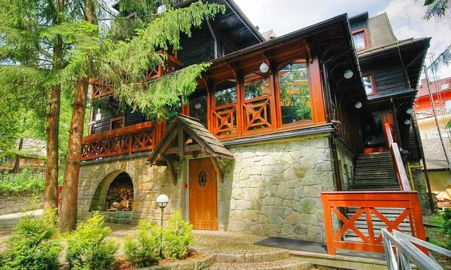 Restaurant/places to eat in Willa Silesia