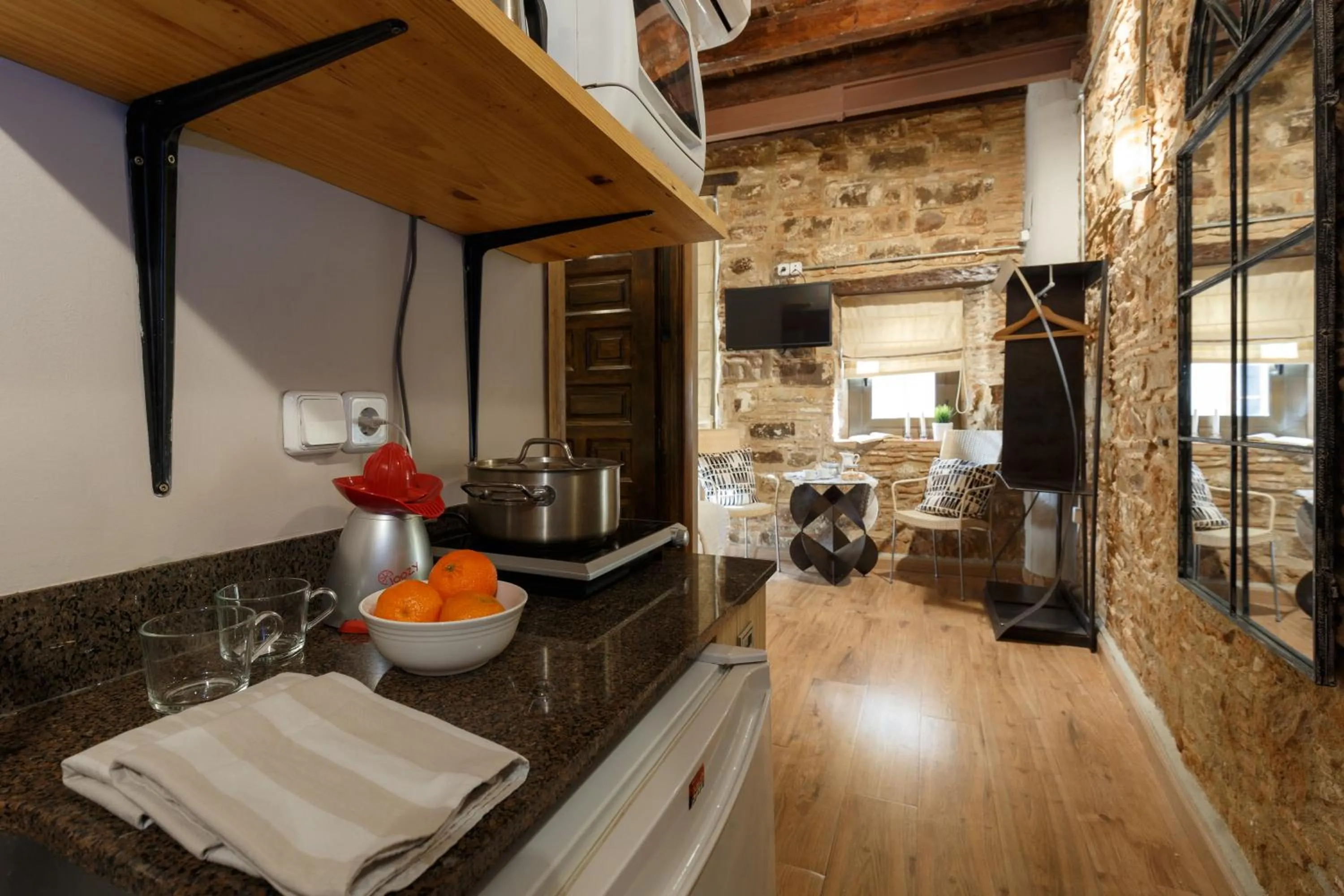 Photo of the whole room in AinB Picasso-Corders Apartments