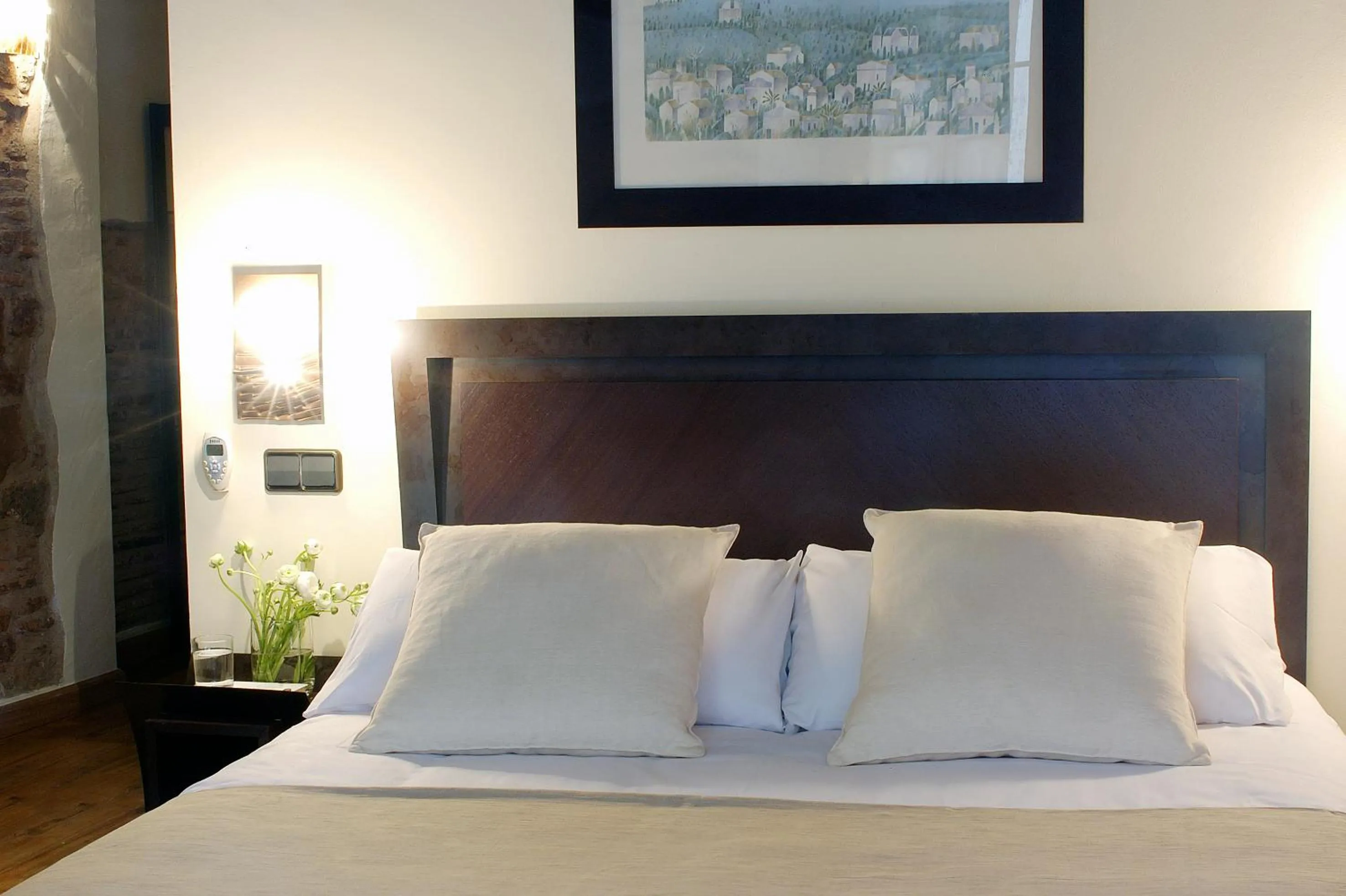 Photo of the whole room, Bed in AinB Picasso-Corders Apartments