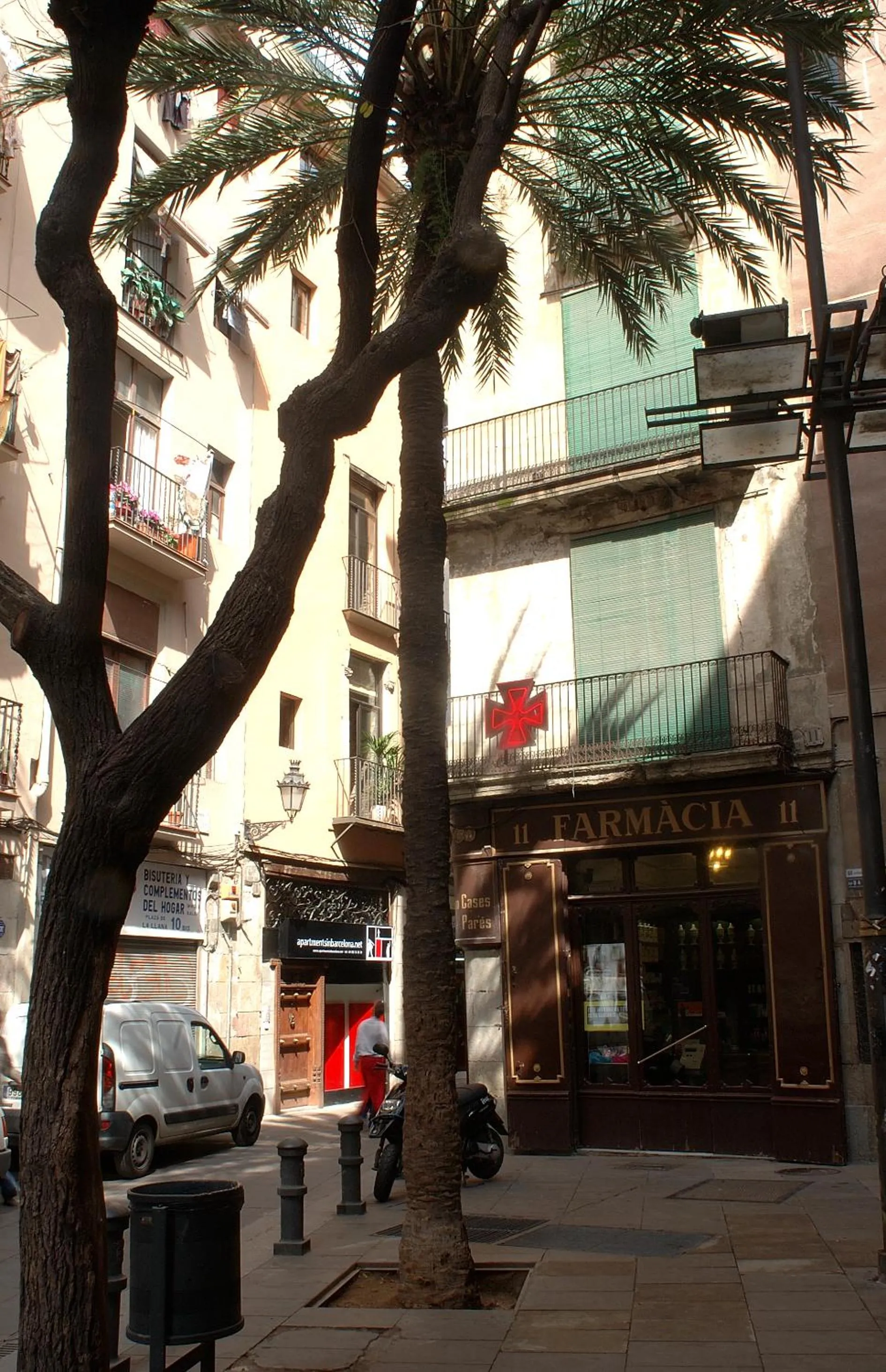 Neighbourhood in AinB Picasso-Corders Apartments