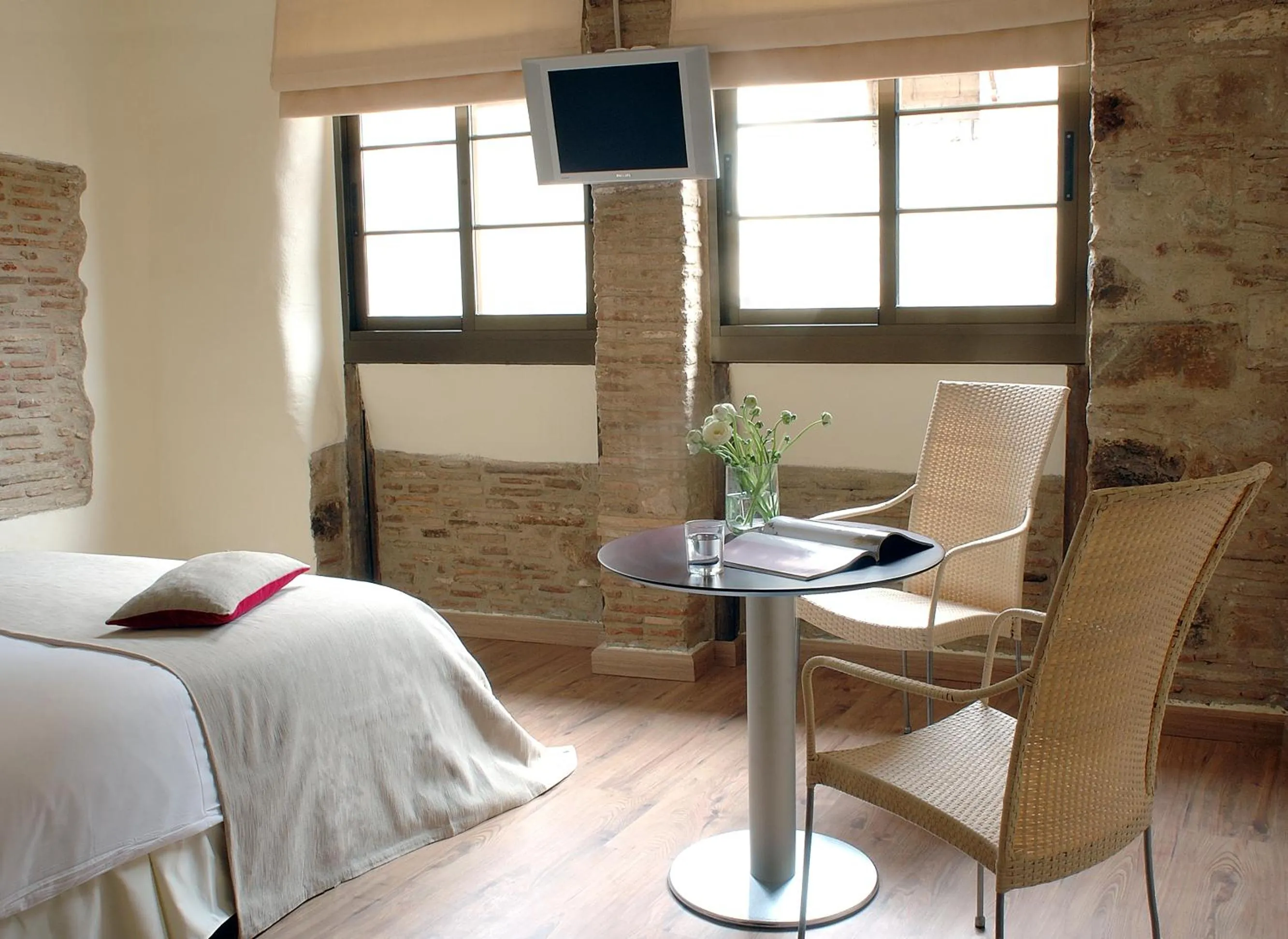 Photo of the whole room, Bed in AinB Picasso-Corders Apartments