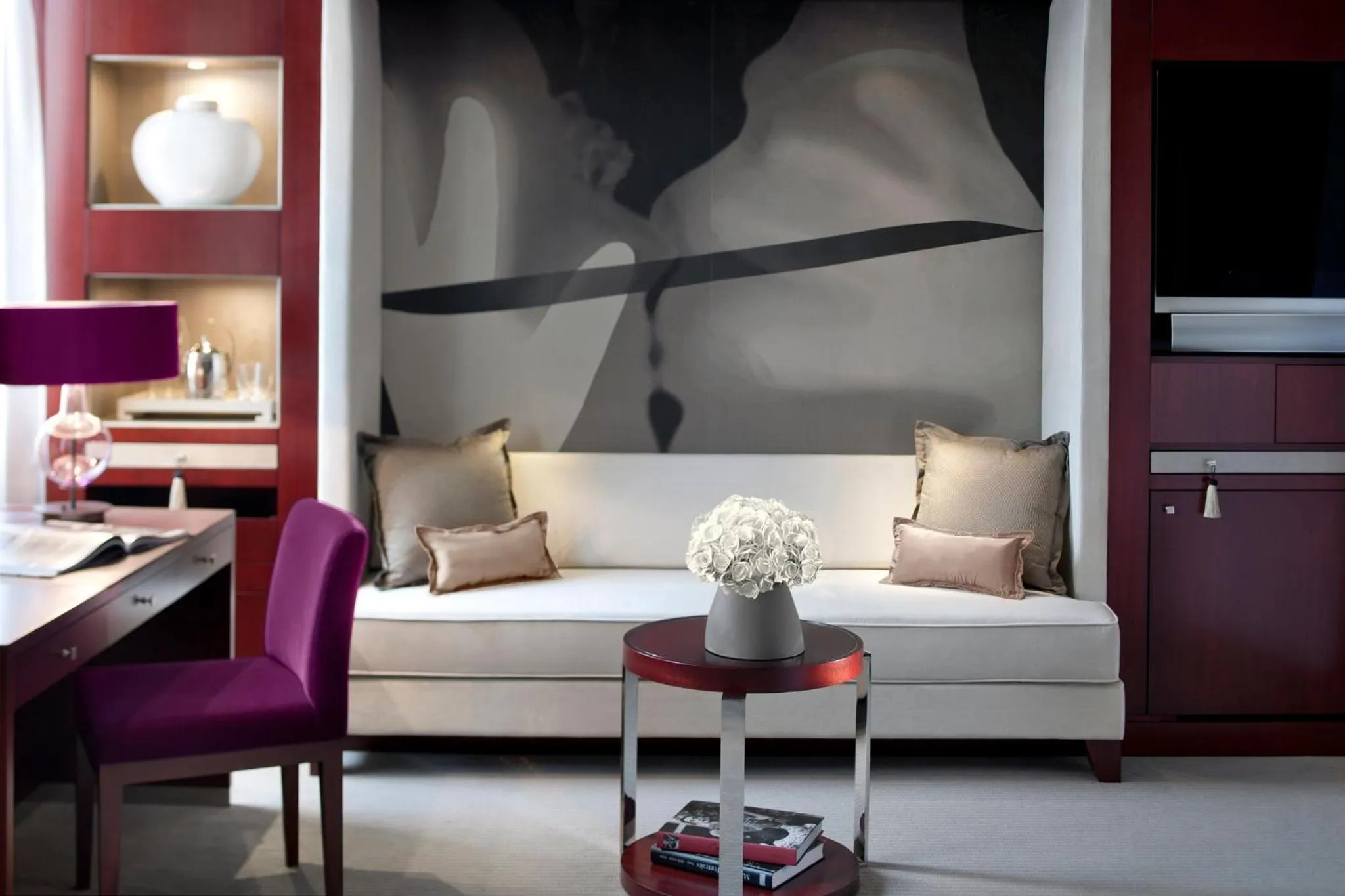 Bedroom in Mandarin Oriental, Paris