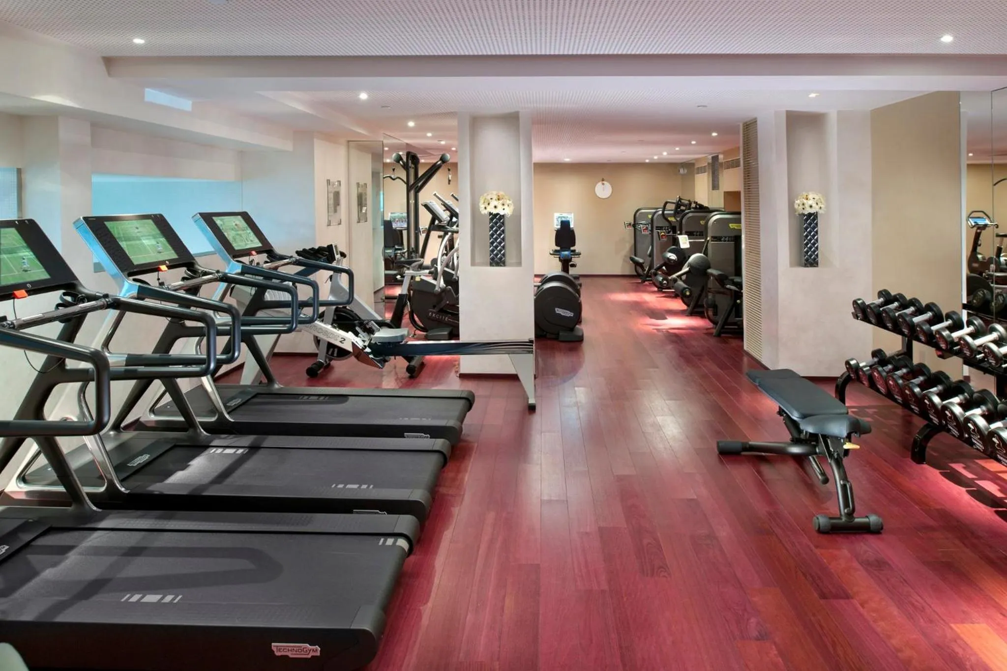 Fitness centre/facilities in Mandarin Oriental, Paris