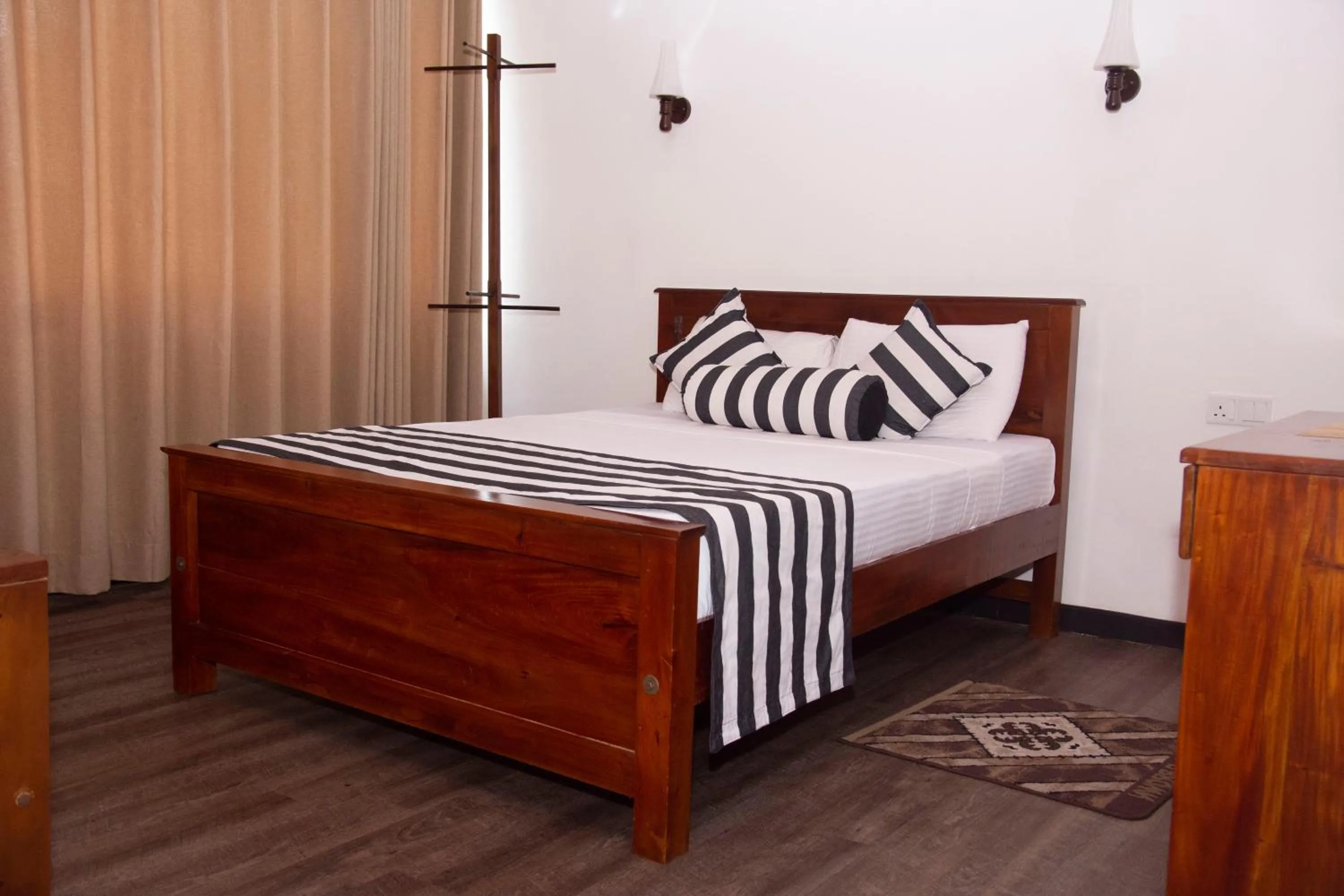 Bed in Peaceful Peak