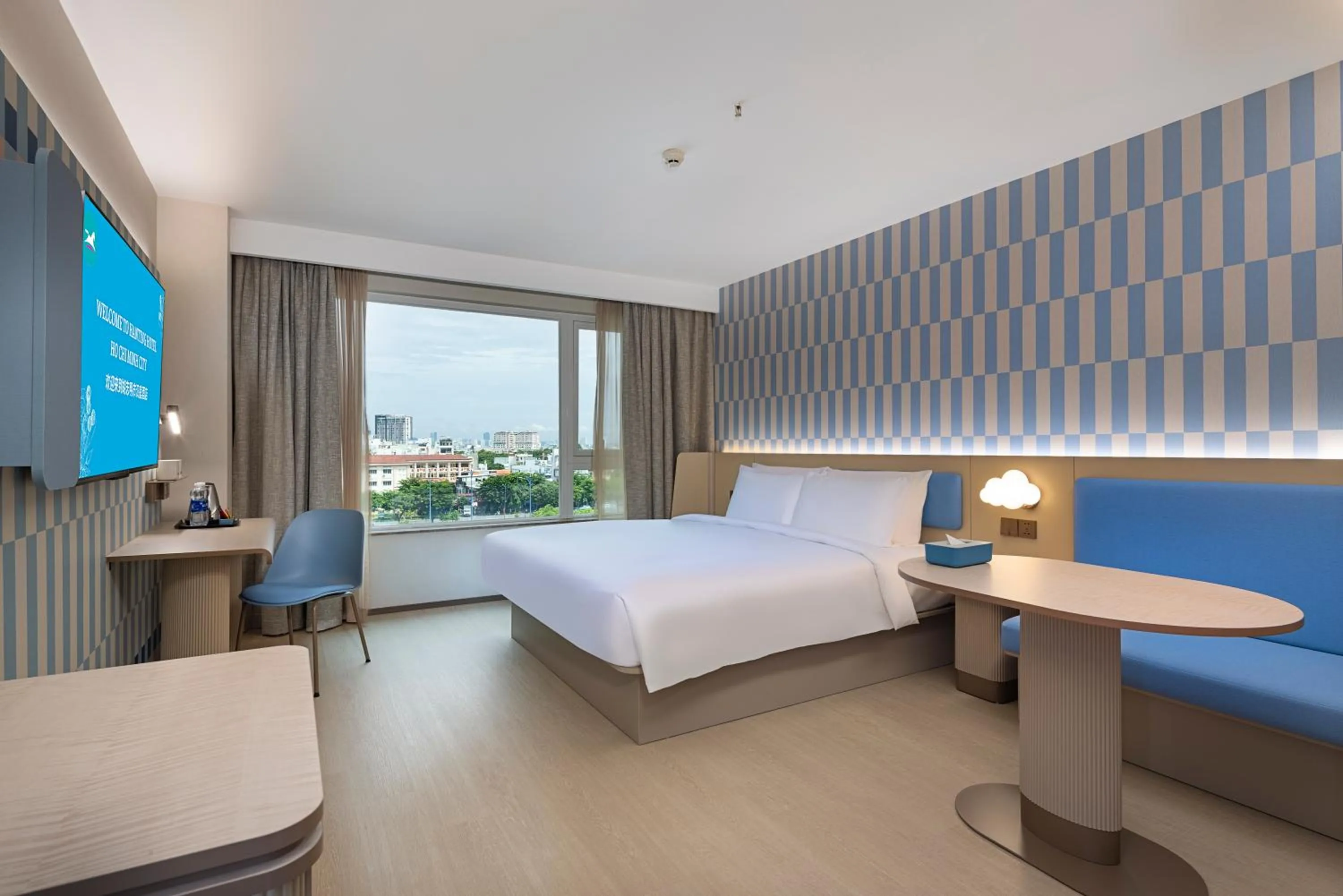Bedroom, Bed in HANTING HOTEL HO CHI MINH City - 胡志明汉庭国际中心酒店