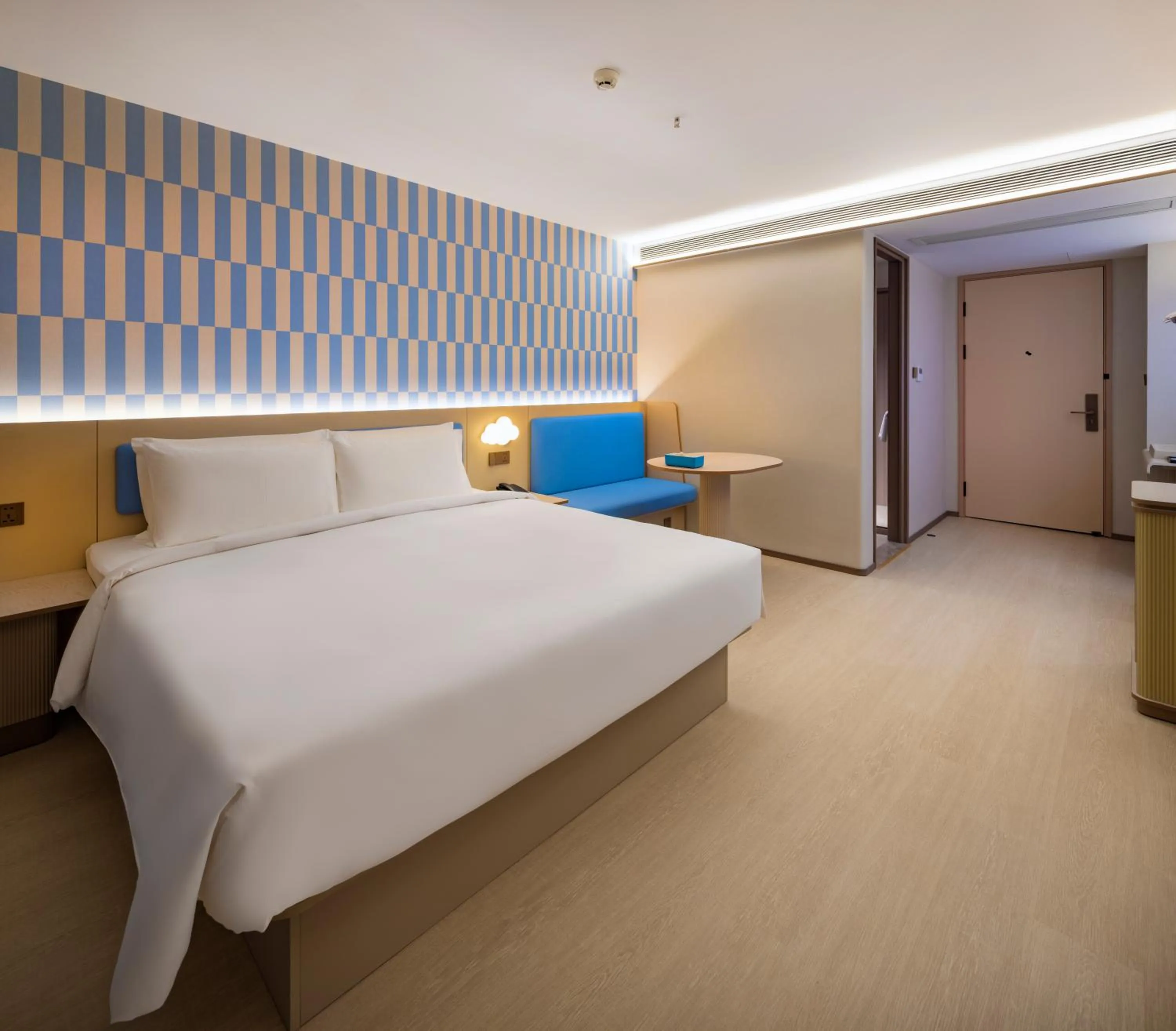 Bedroom, Bed in HANTING HOTEL HO CHI MINH City - 胡志明汉庭国际中心酒店
