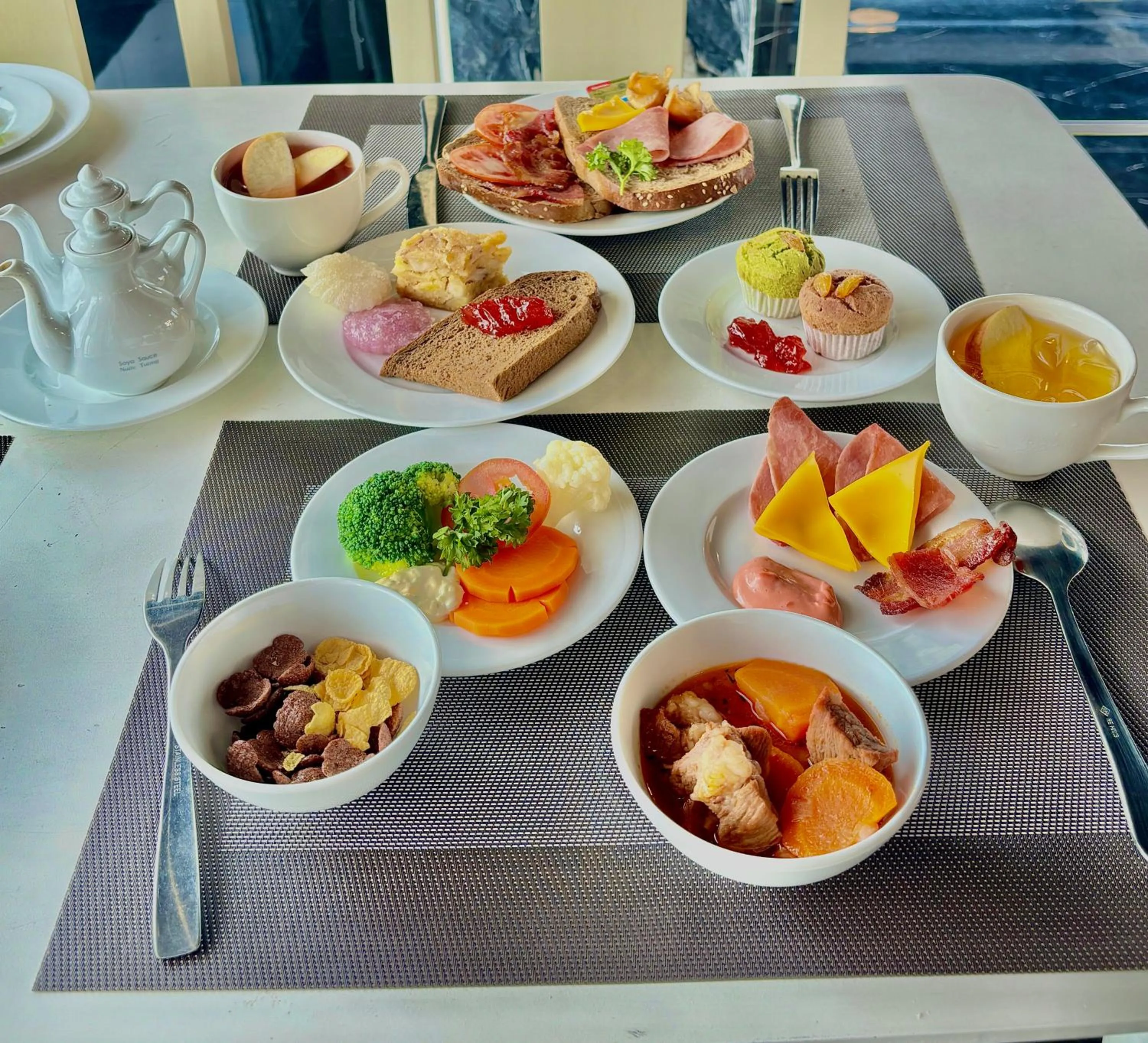 Huazhu Hotel - 华住酒店