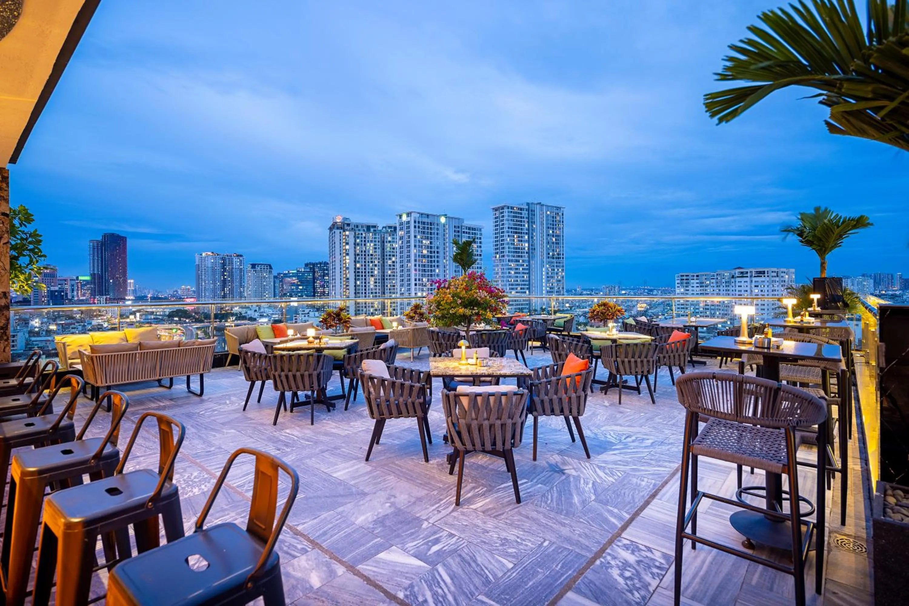 Lounge or bar in HANTING HOTEL HO CHI MINH City - 胡志明汉庭国际中心酒店