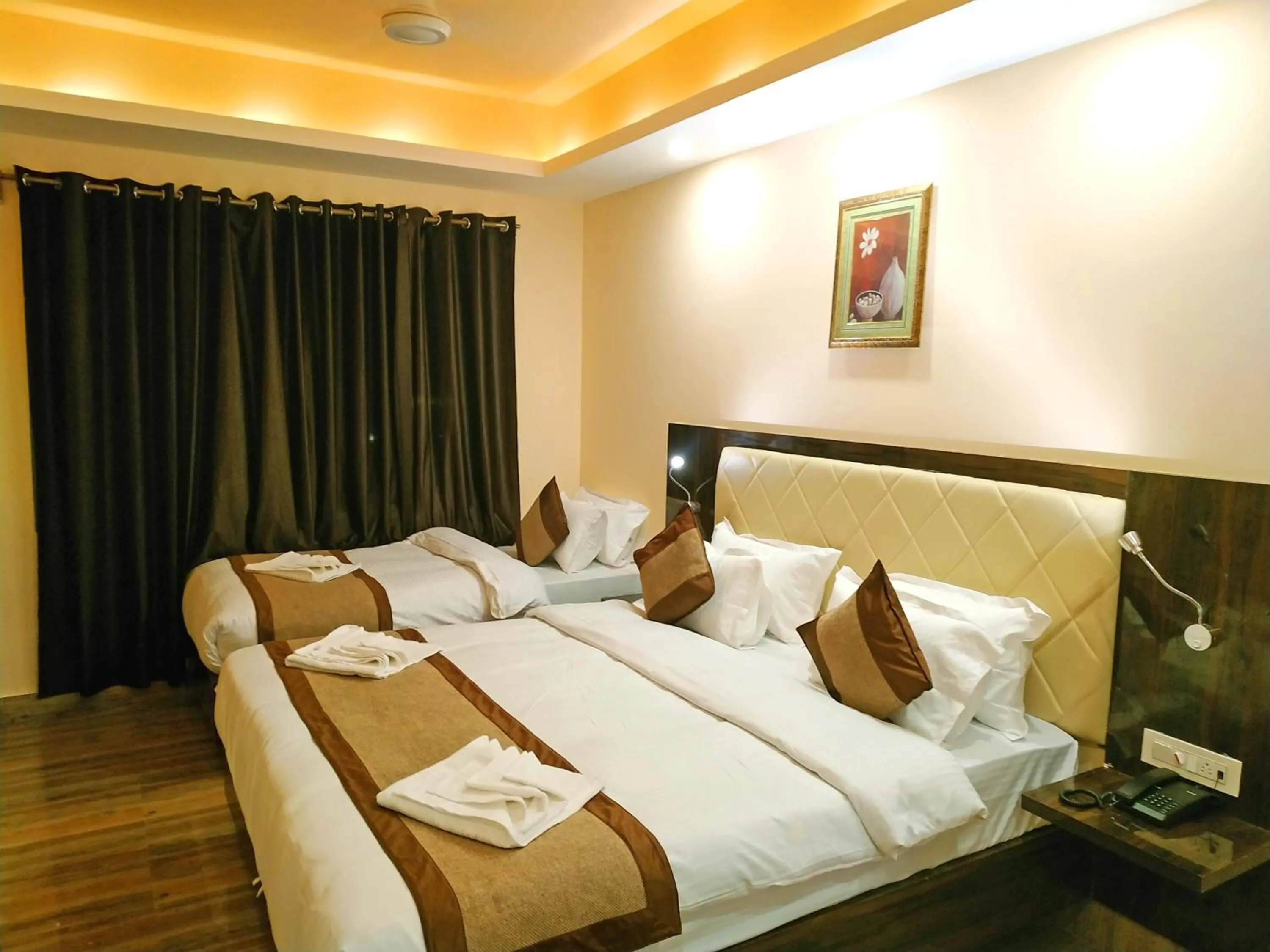 Bedroom, Bed in Garden Retreat Hotel