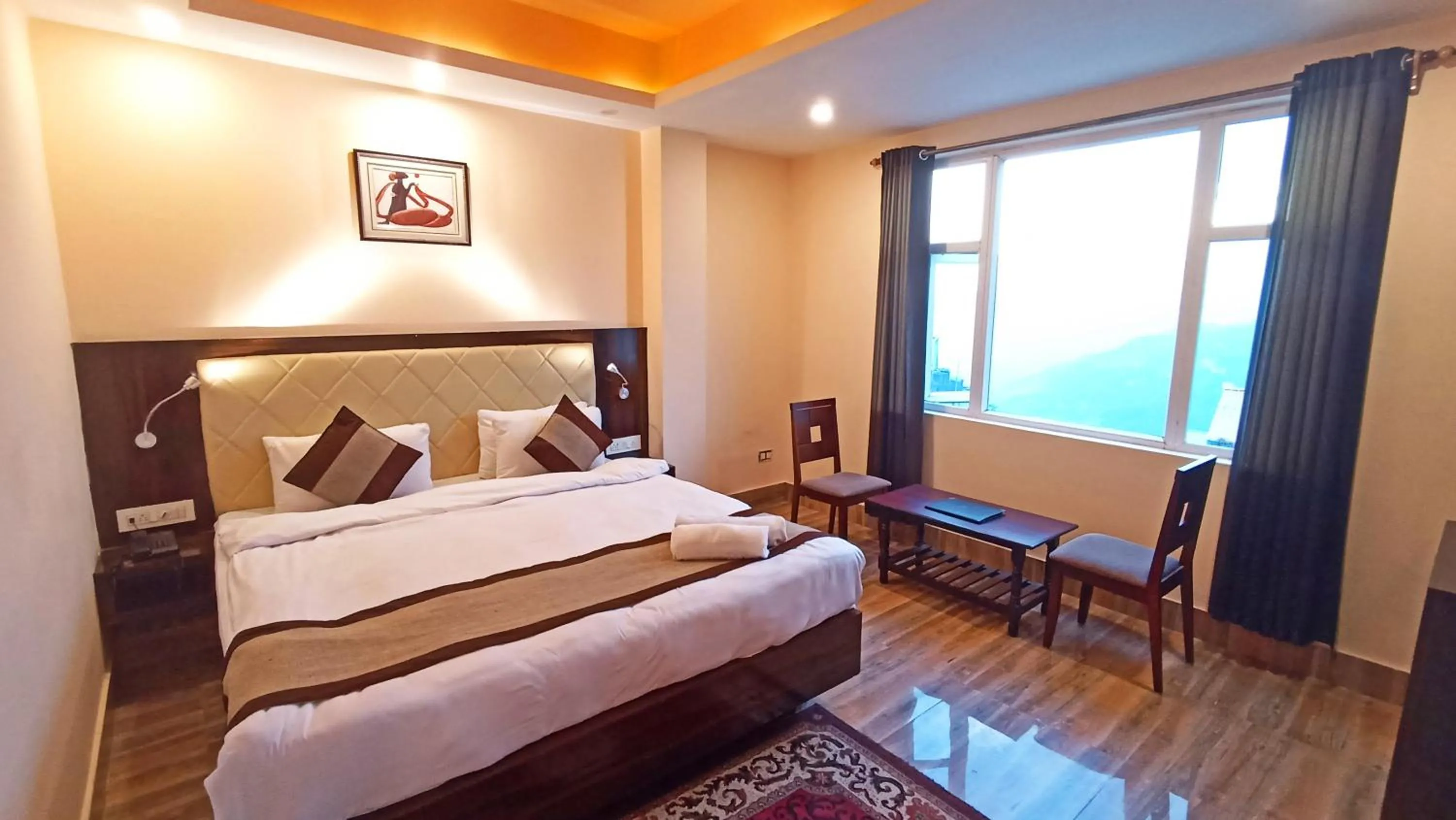 Photo of the whole room, Bed in Garden Retreat Hotel