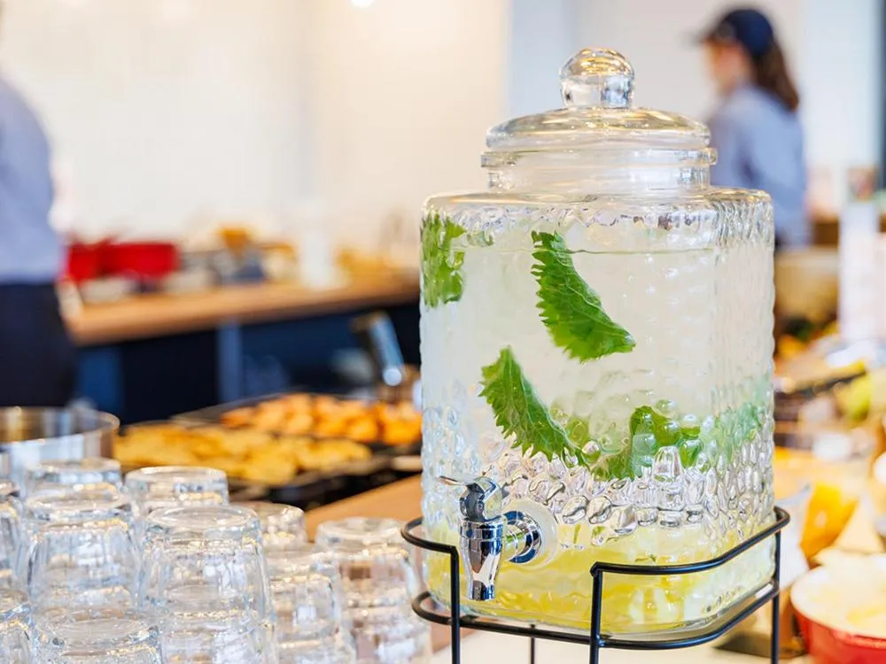 JR East Hotel Mets Premier Makuhari Toyosuna