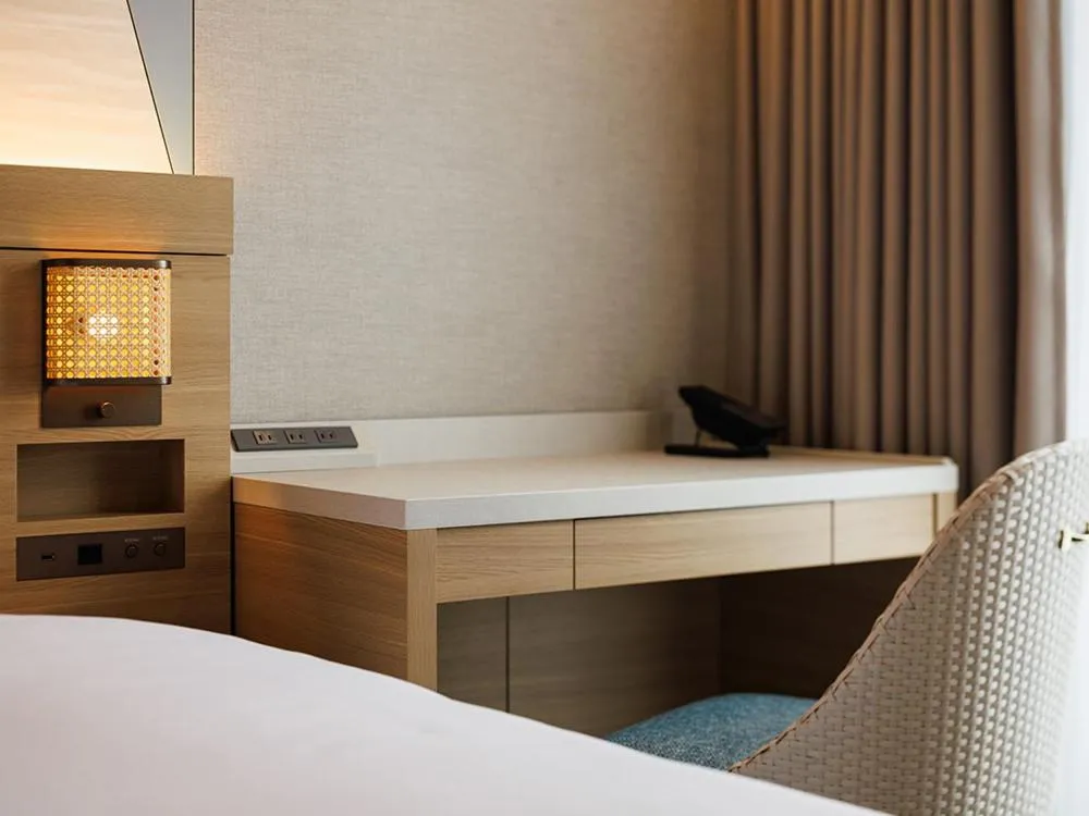 Bed in JR East Hotel Mets Premier Makuhari Toyosuna