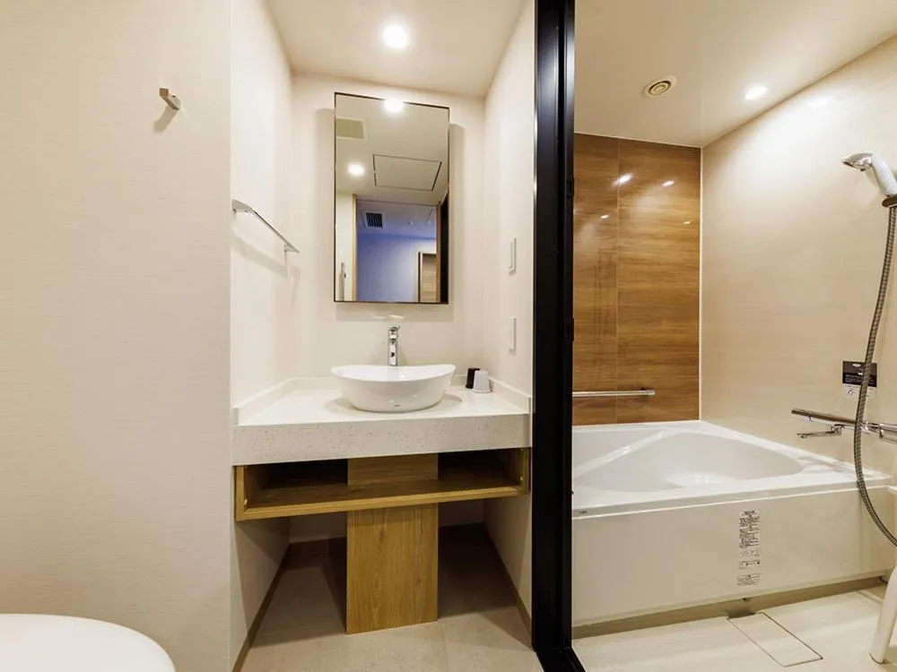 JR East Hotel Mets Premier Makuhari Toyosuna