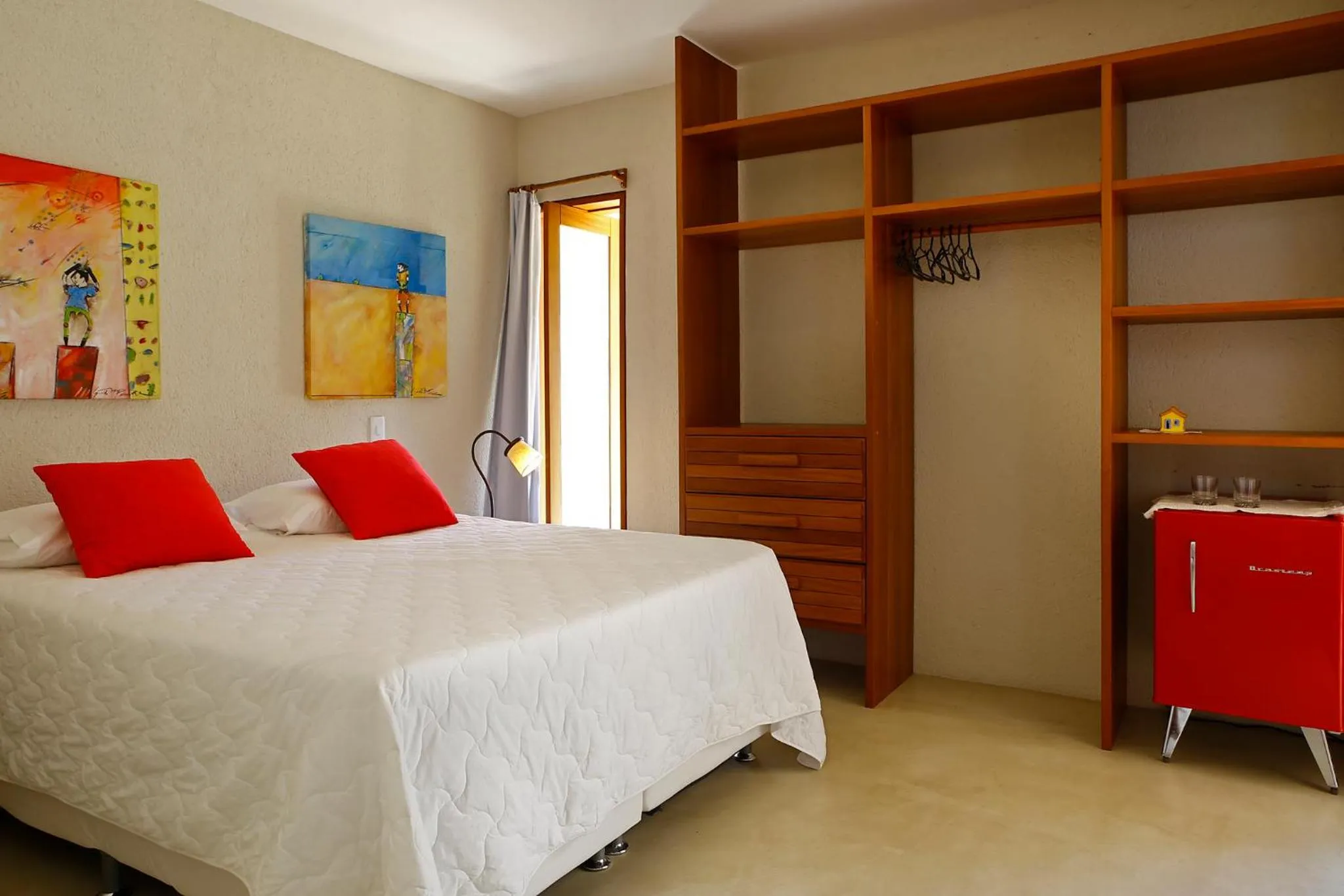 Day, Bed in Morada das Marés