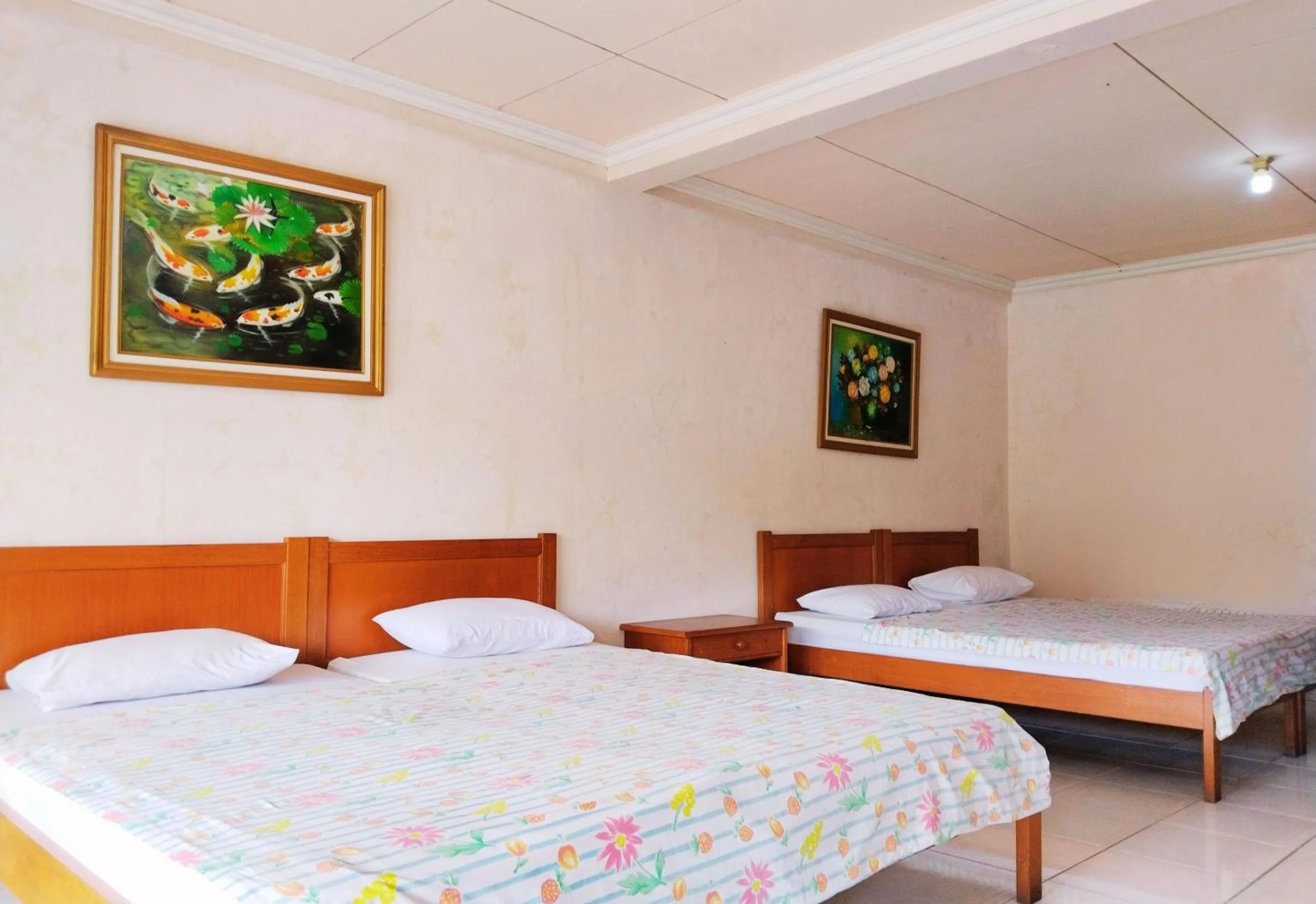 Bed in Hotel Grand Astoeti