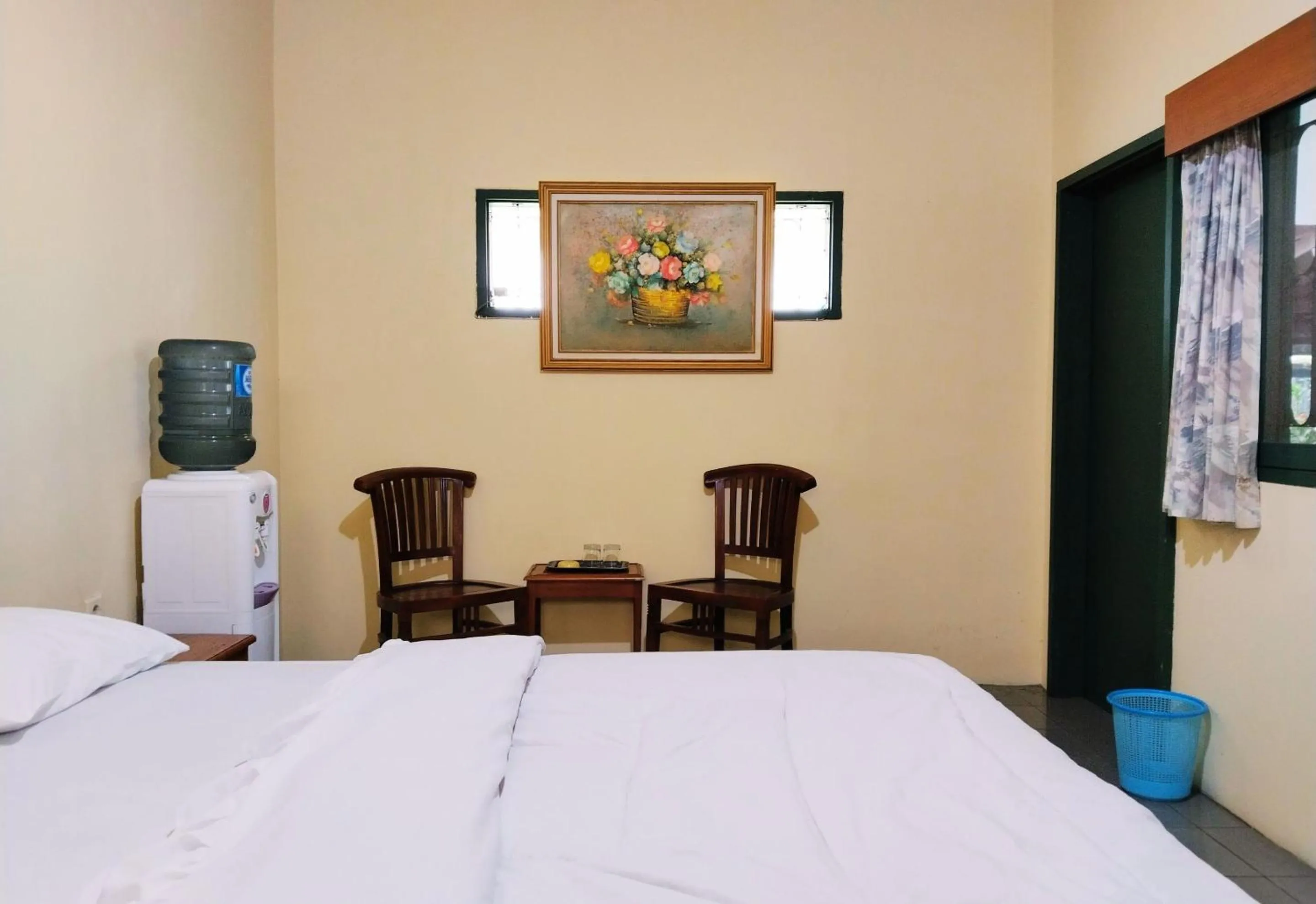 Bed in Hotel Grand Astoeti