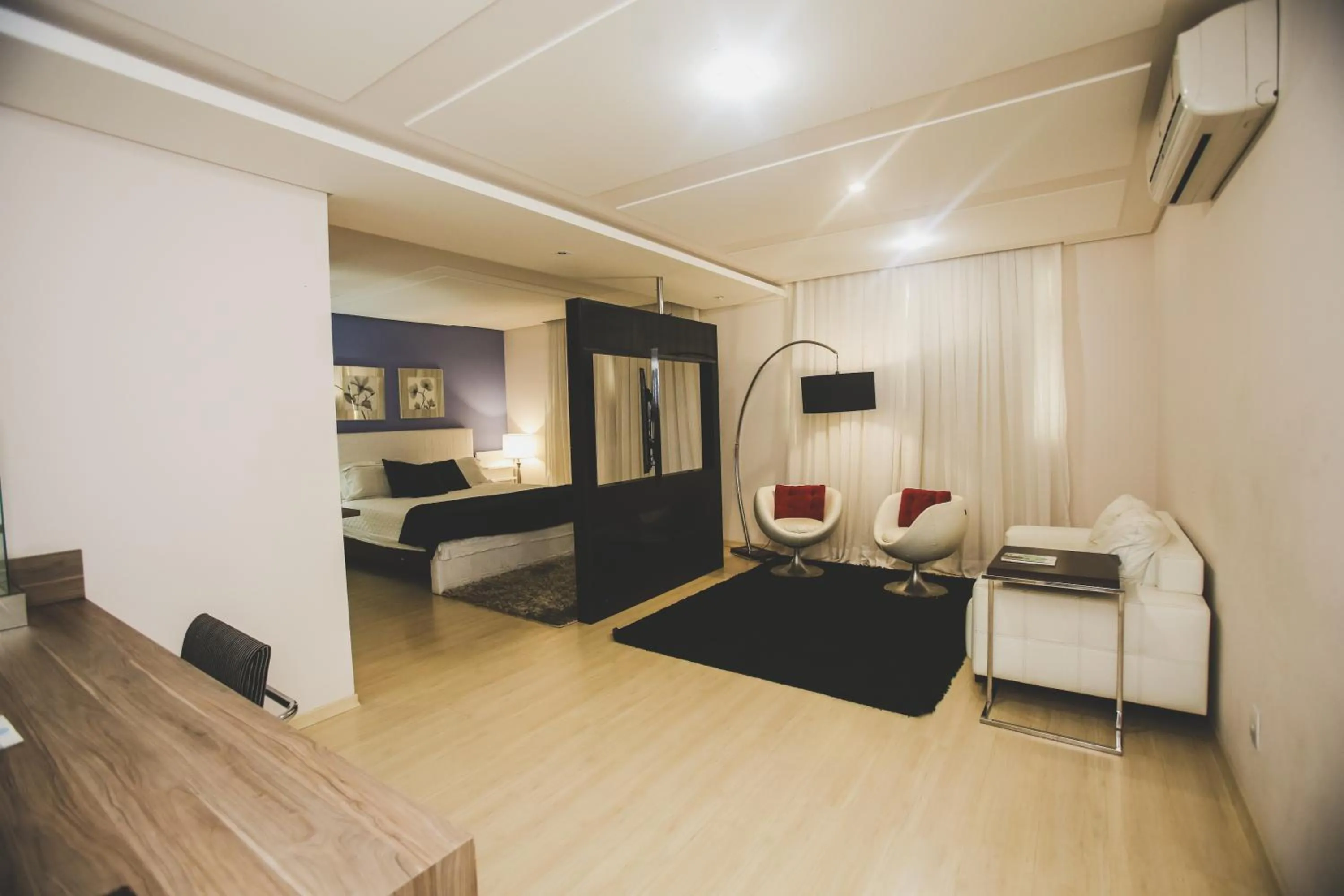 Suite Master in Gontijo Inn Hotel