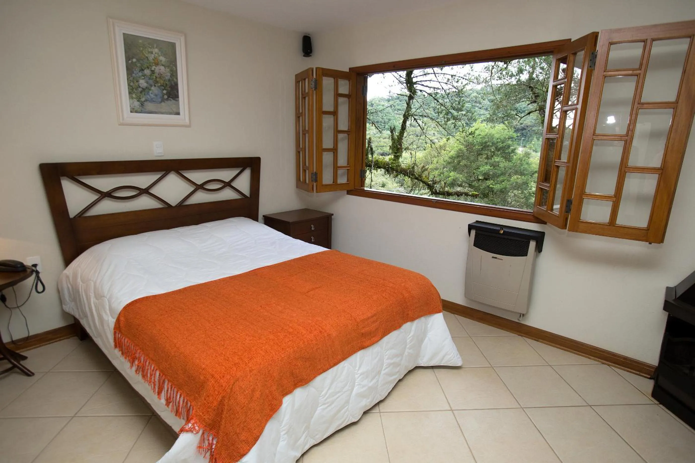 Bedroom, Bed in Pousada Chalé da Floresta