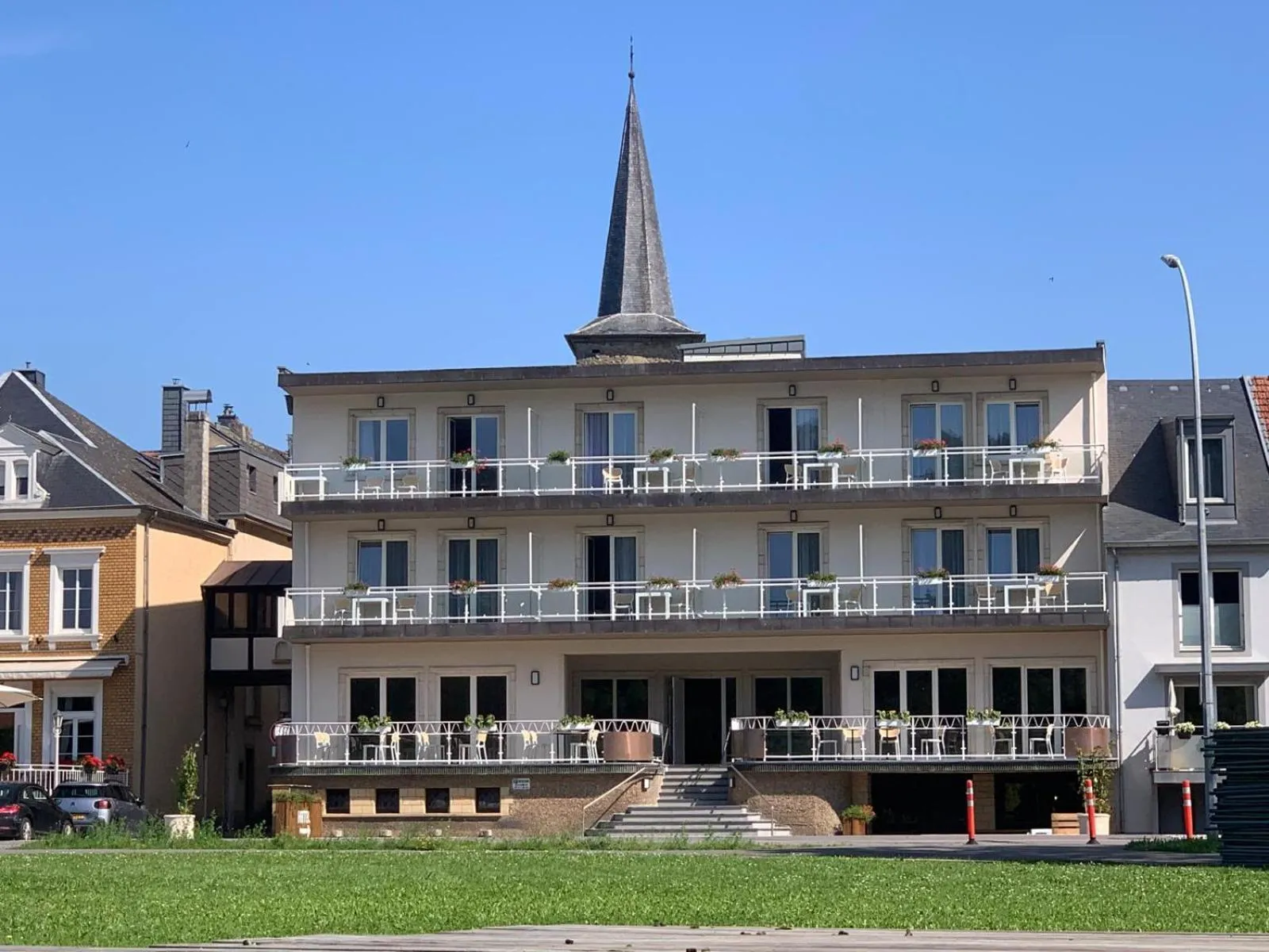 Property building in Hotel Ehnen La Moselle Luxembourg
