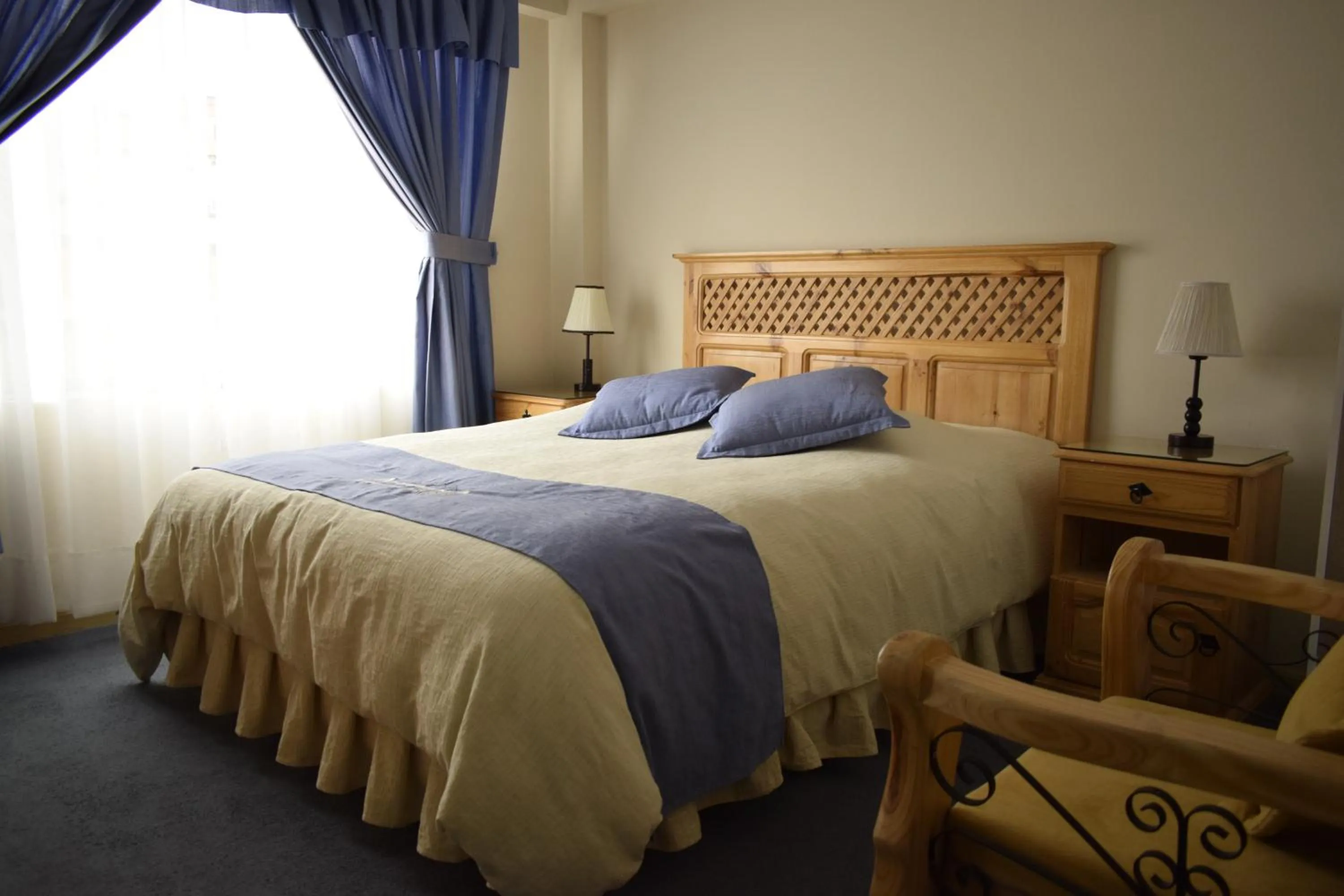 Bed in Almudena Apart Hotel