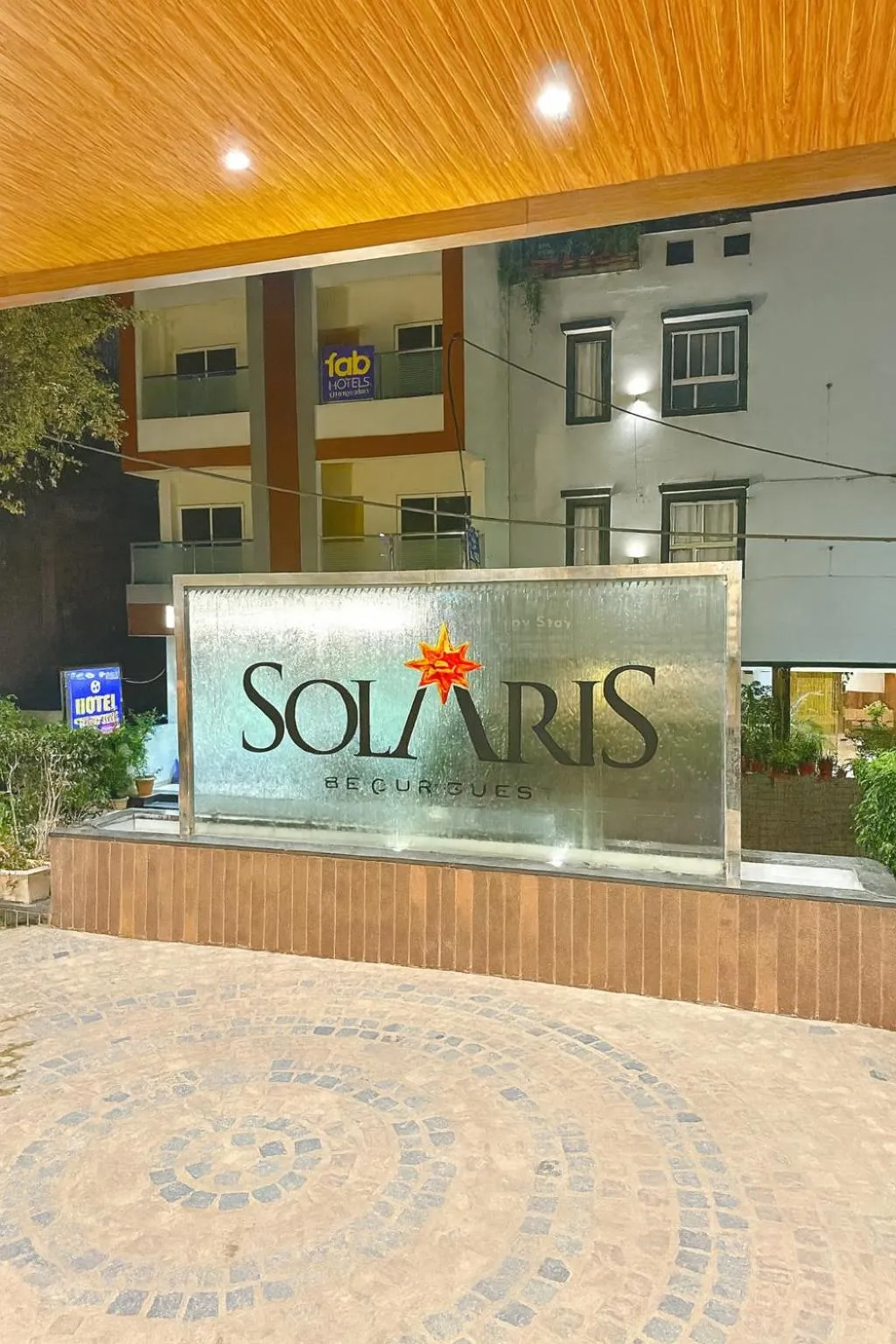 Facade/entrance in Hotel Solaris
