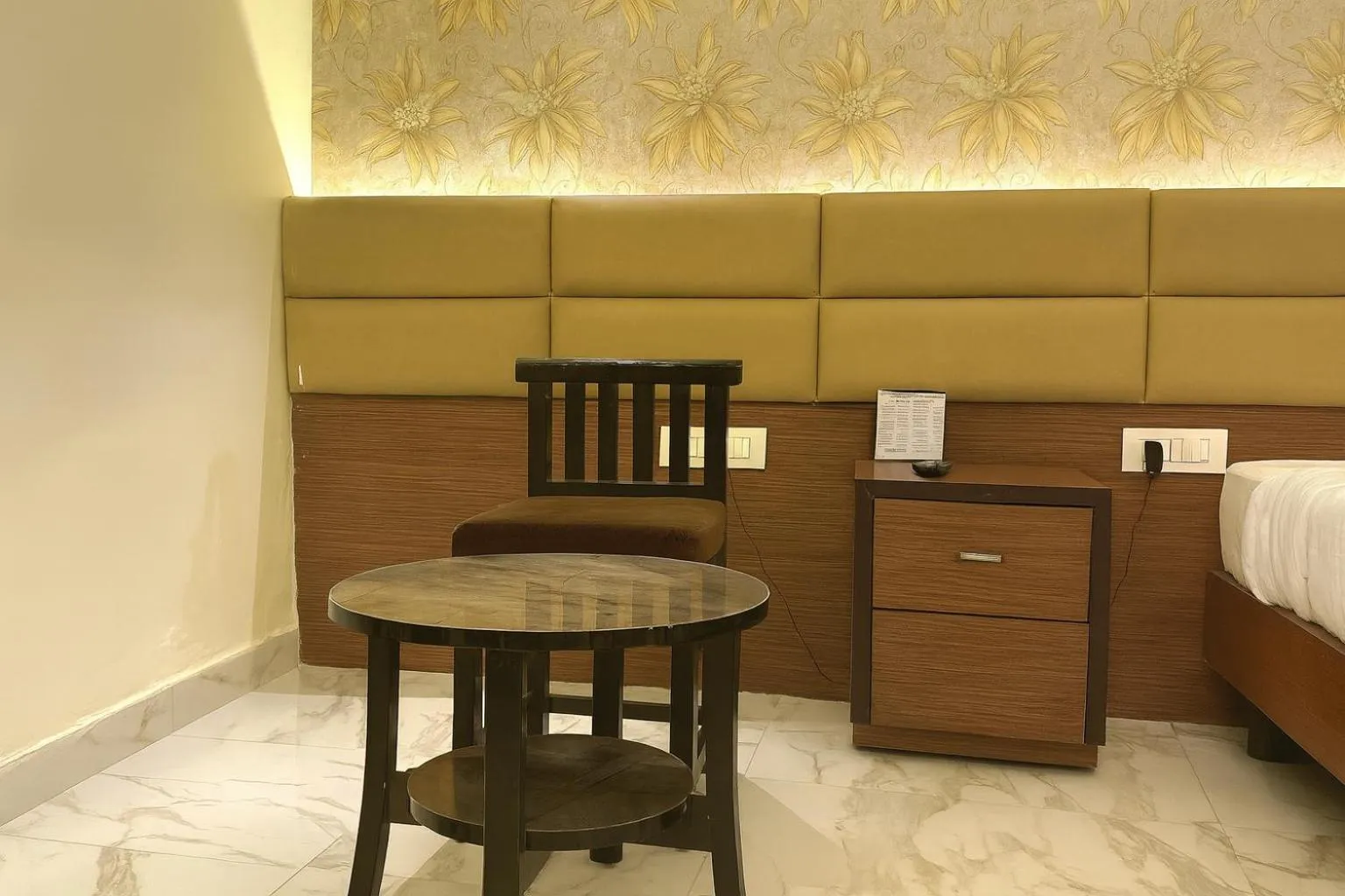 Bedroom, Bed in Hotel Solaris