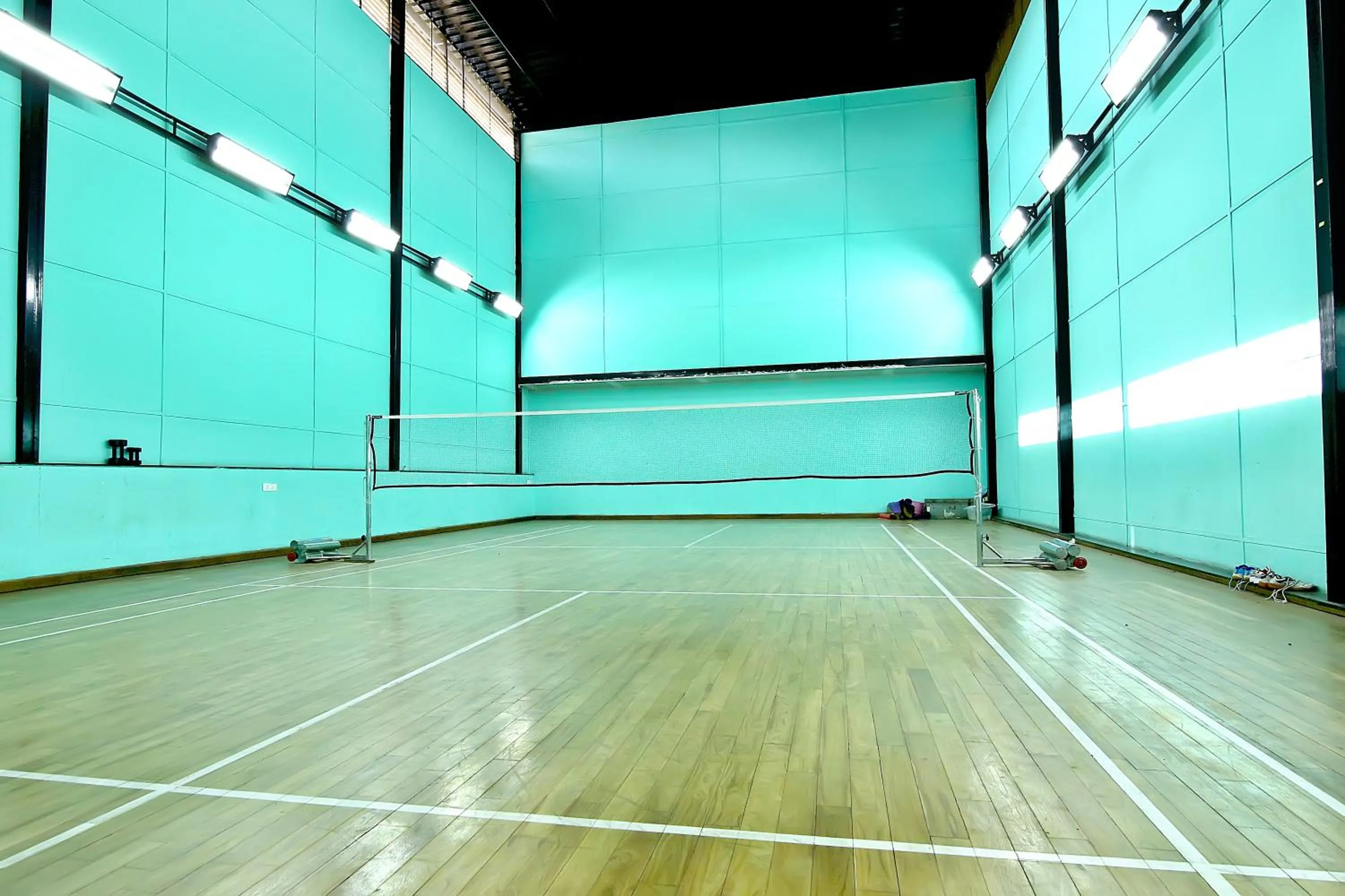 Tennis court in Hotel Solaris